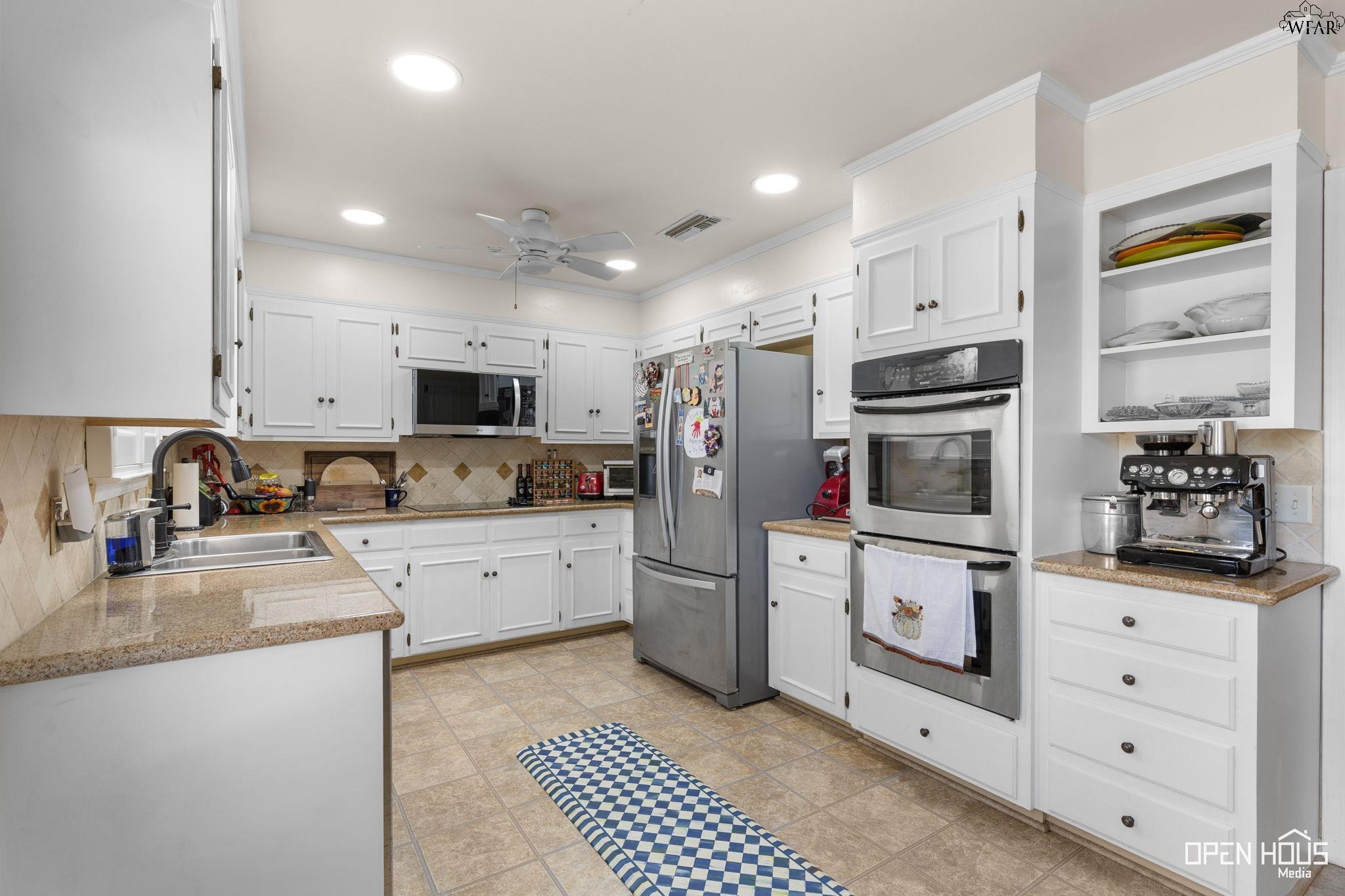 2404 MARIKA CIRCLE