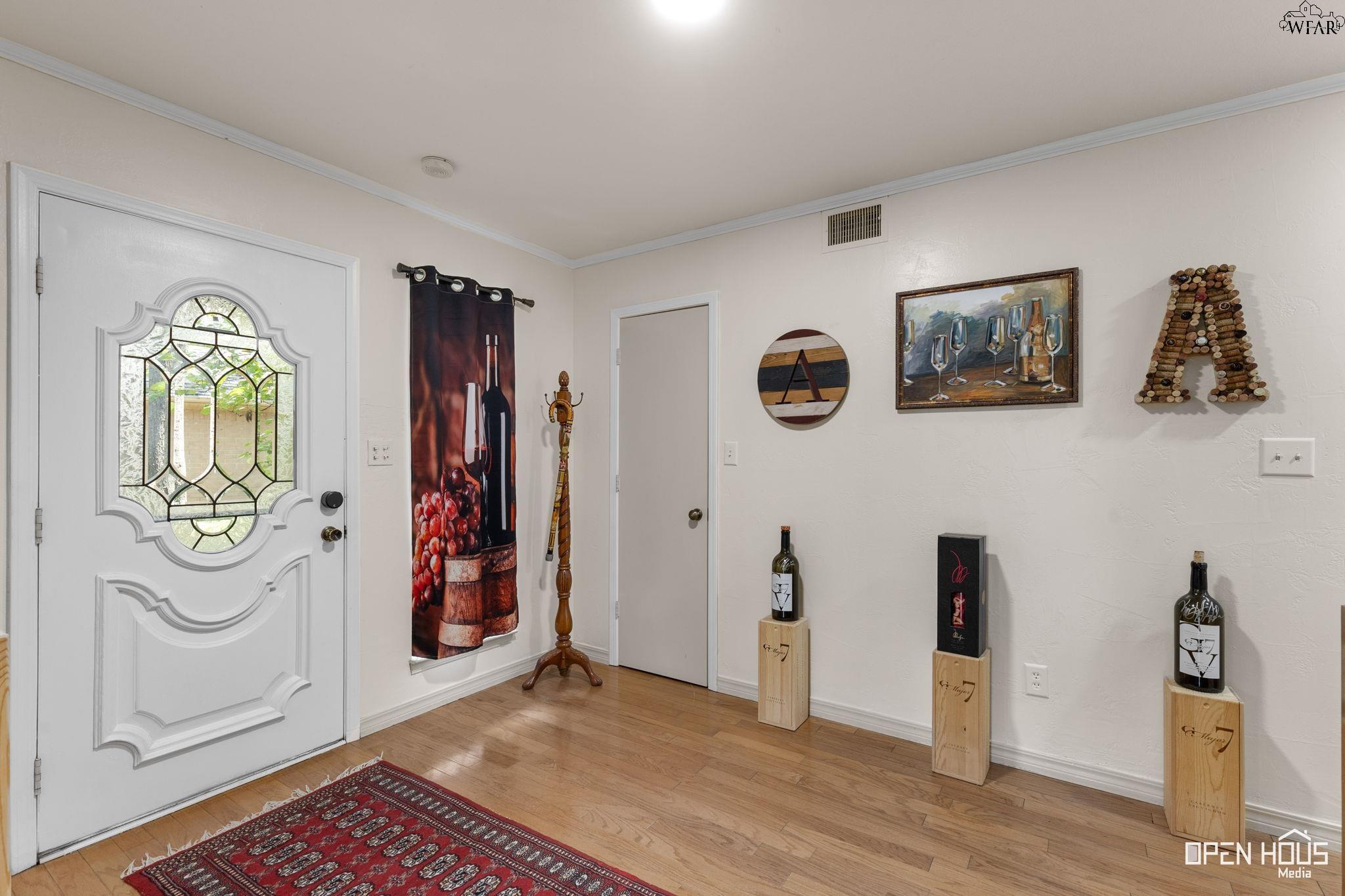 2404 MARIKA CIRCLE