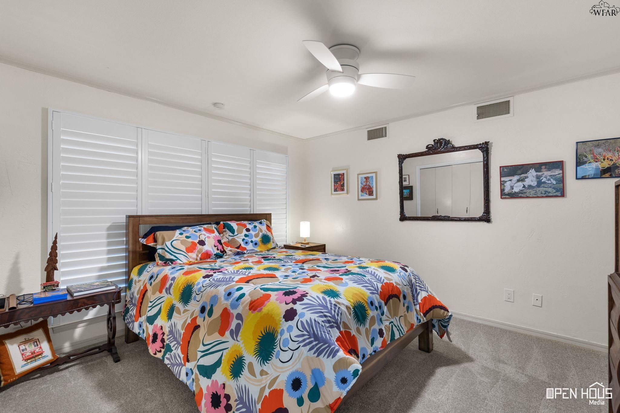 2404 MARIKA CIRCLE