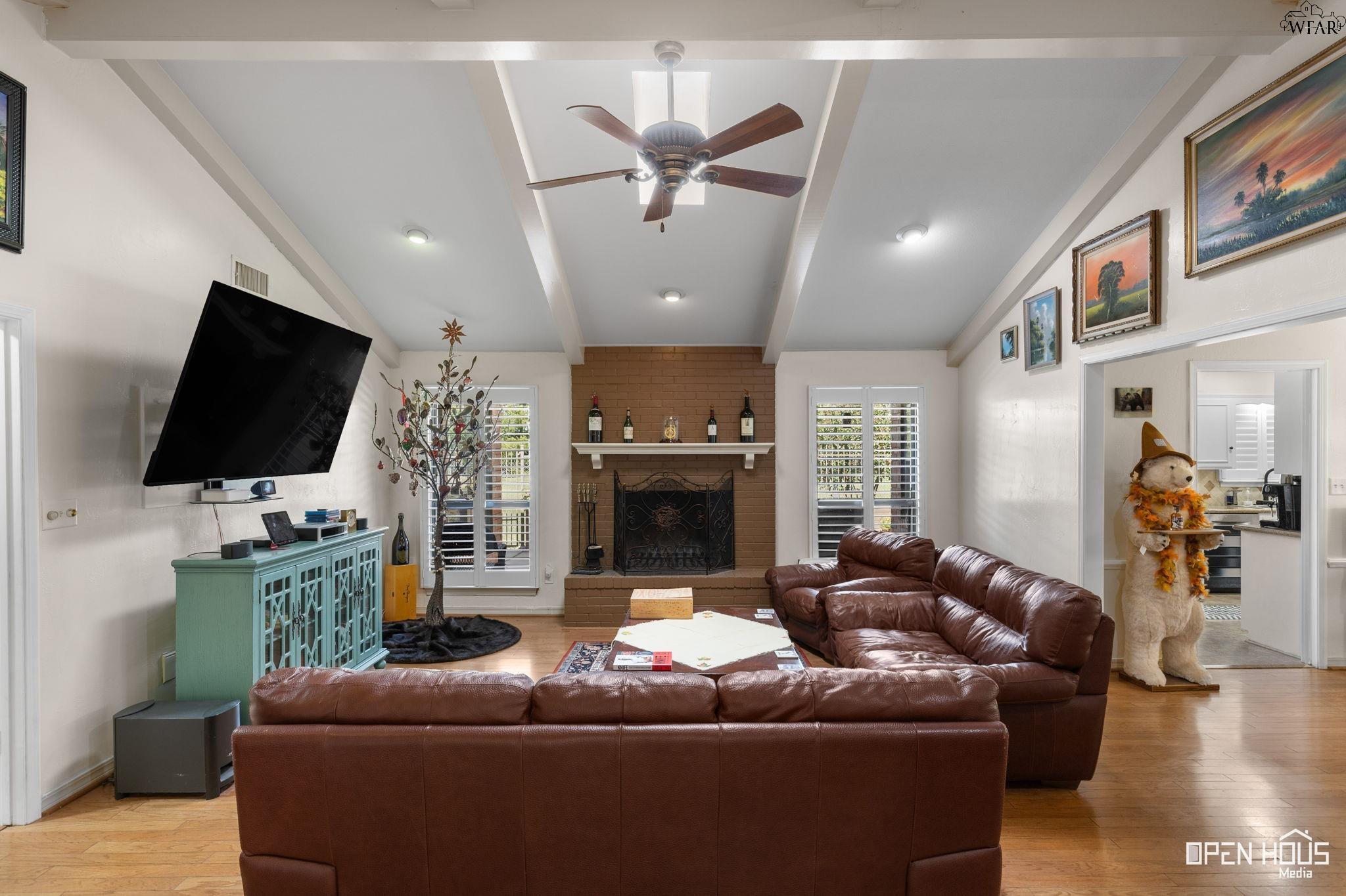 2404 MARIKA CIRCLE