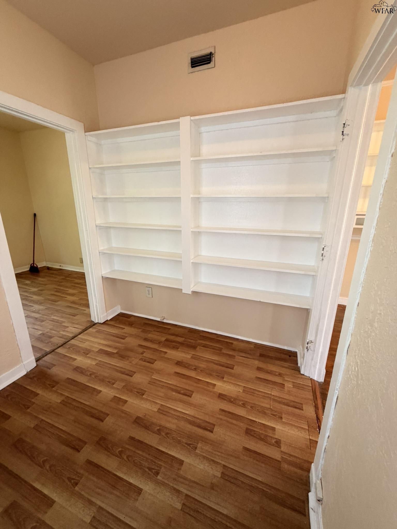 1811 8TH STREET