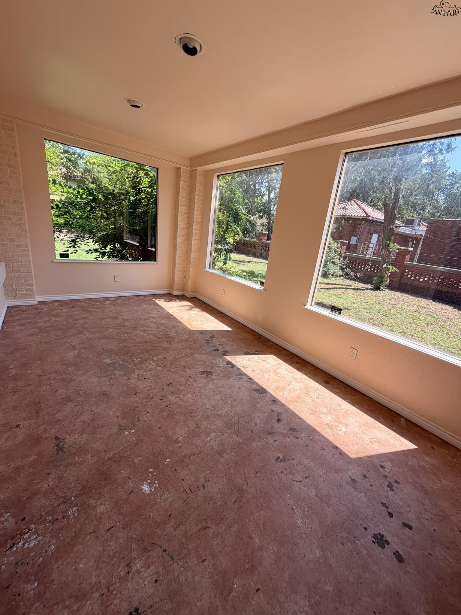 1811 8TH STREET