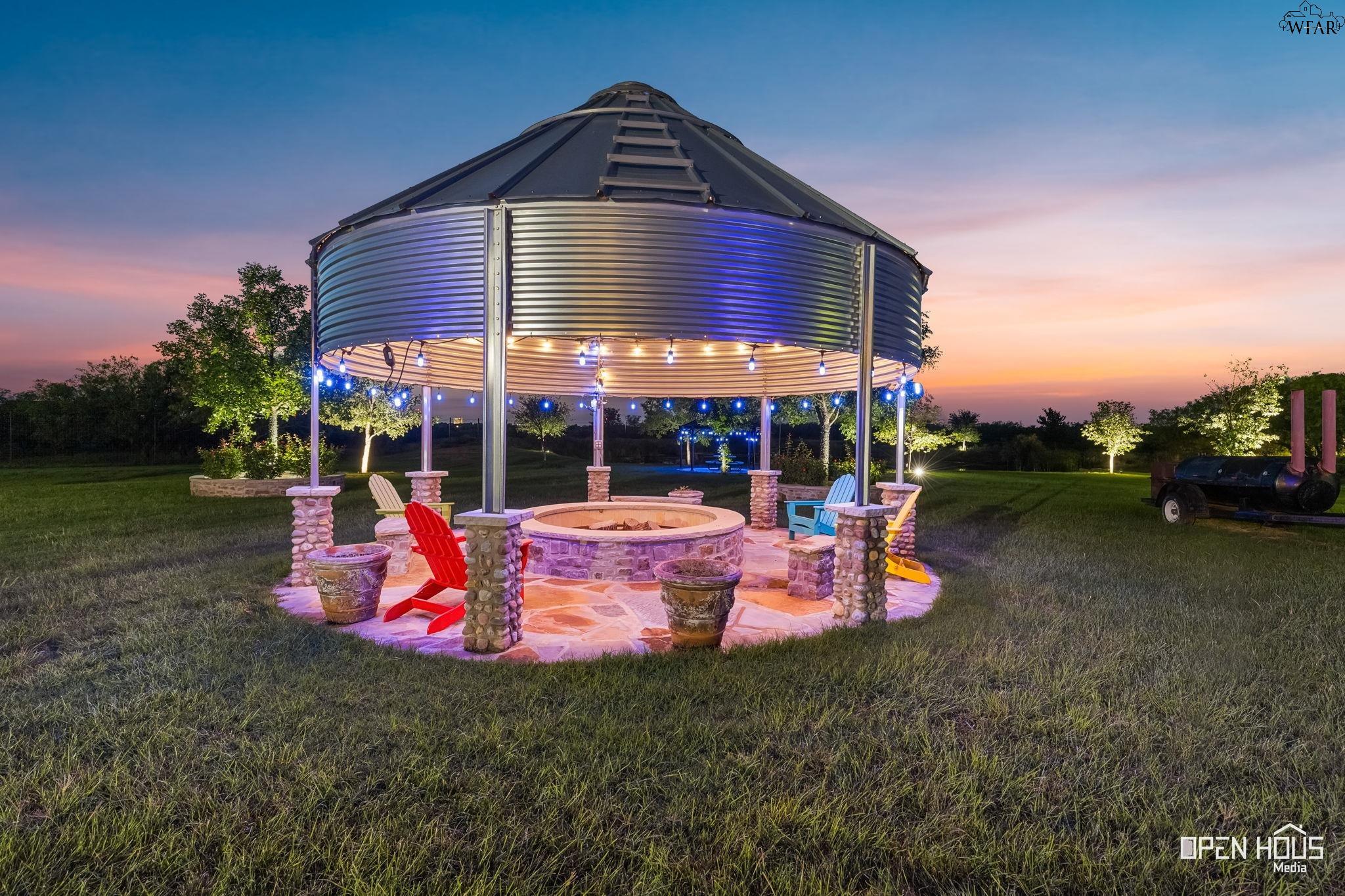 2524 STATE HIGHWAY 79 SOUTH