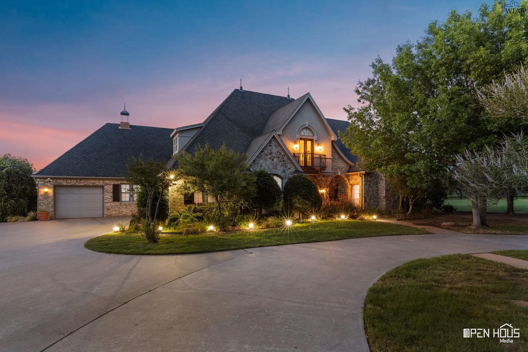 2524 STATE HIGHWAY 79 SOUTH