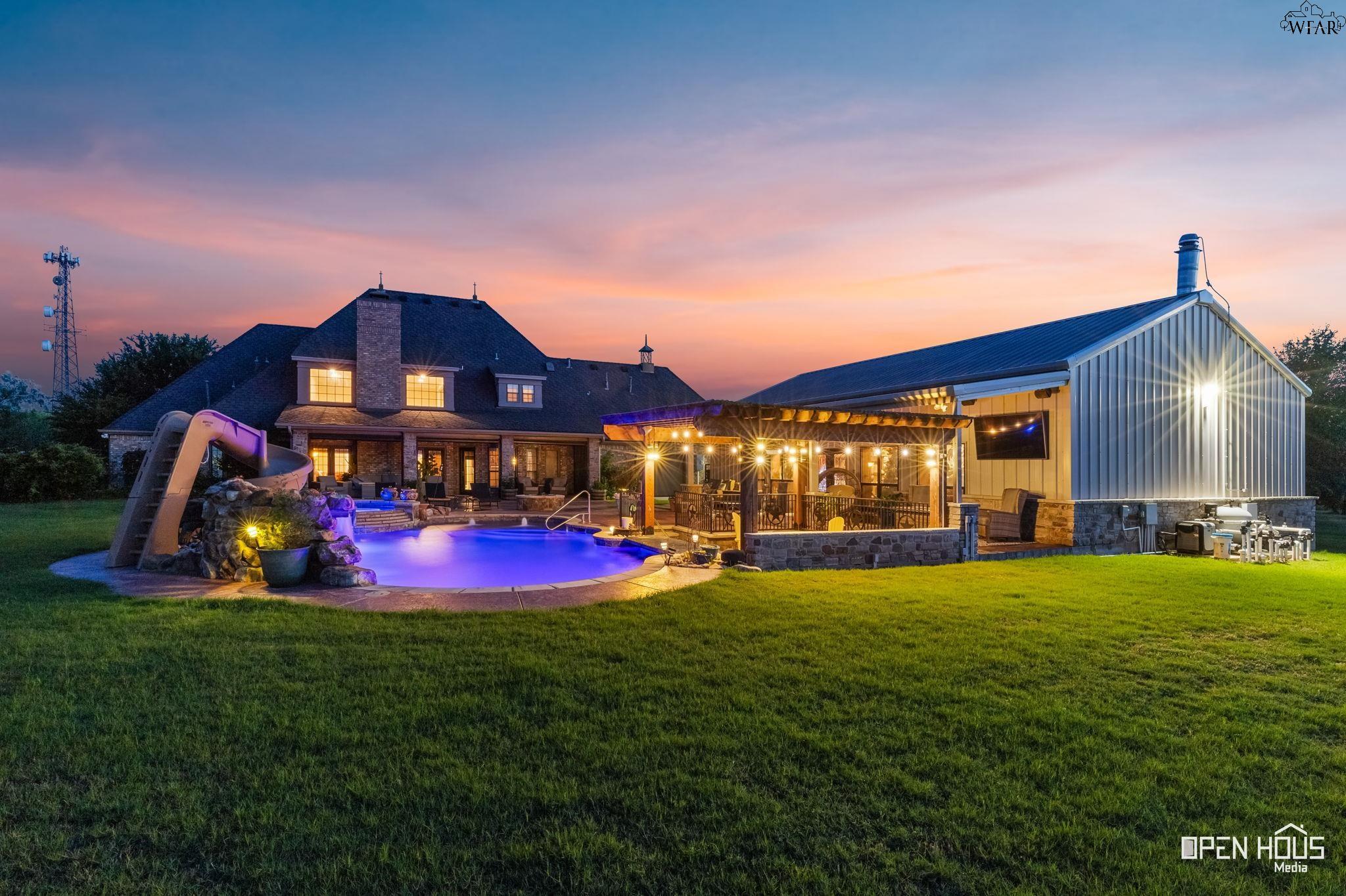 2524 STATE HIGHWAY 79 SOUTH