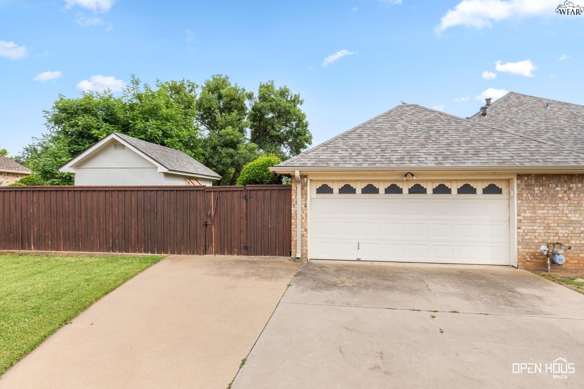 3109 LOMBARD DRIVE