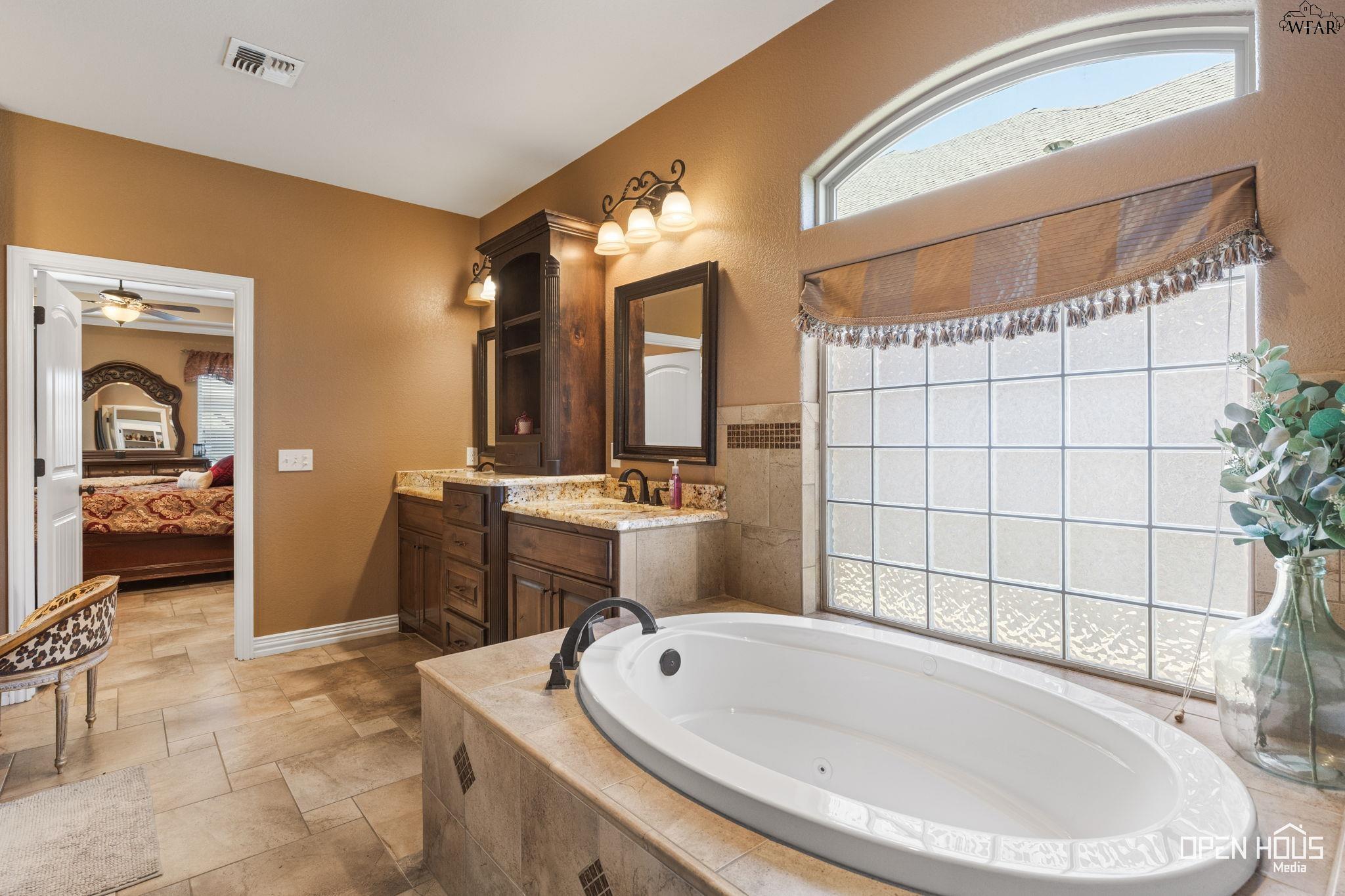 2909 S SHEPHERDS GLEN