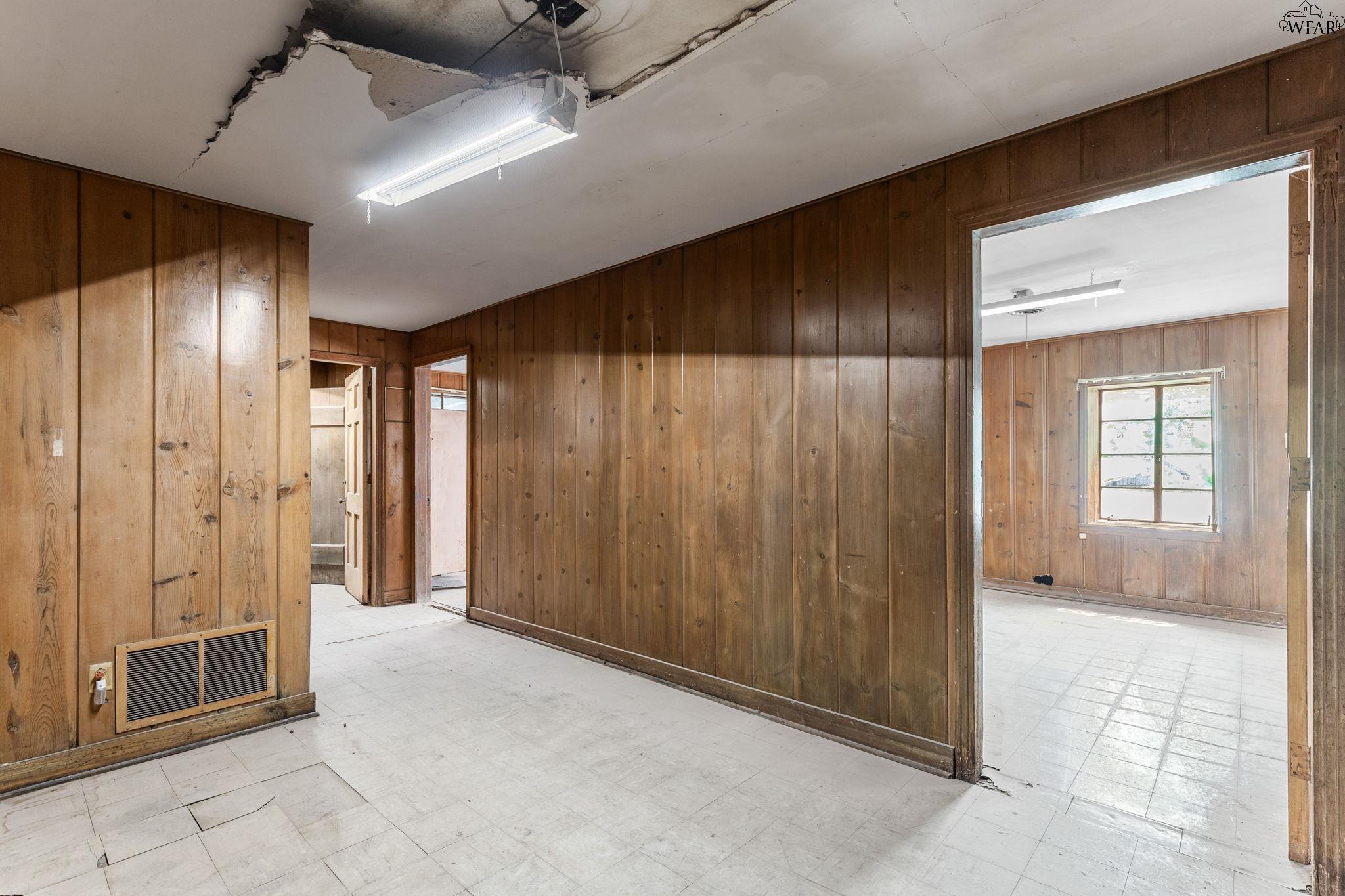 1000 E HIGHWAY ST Unit: 1008 E Highway St