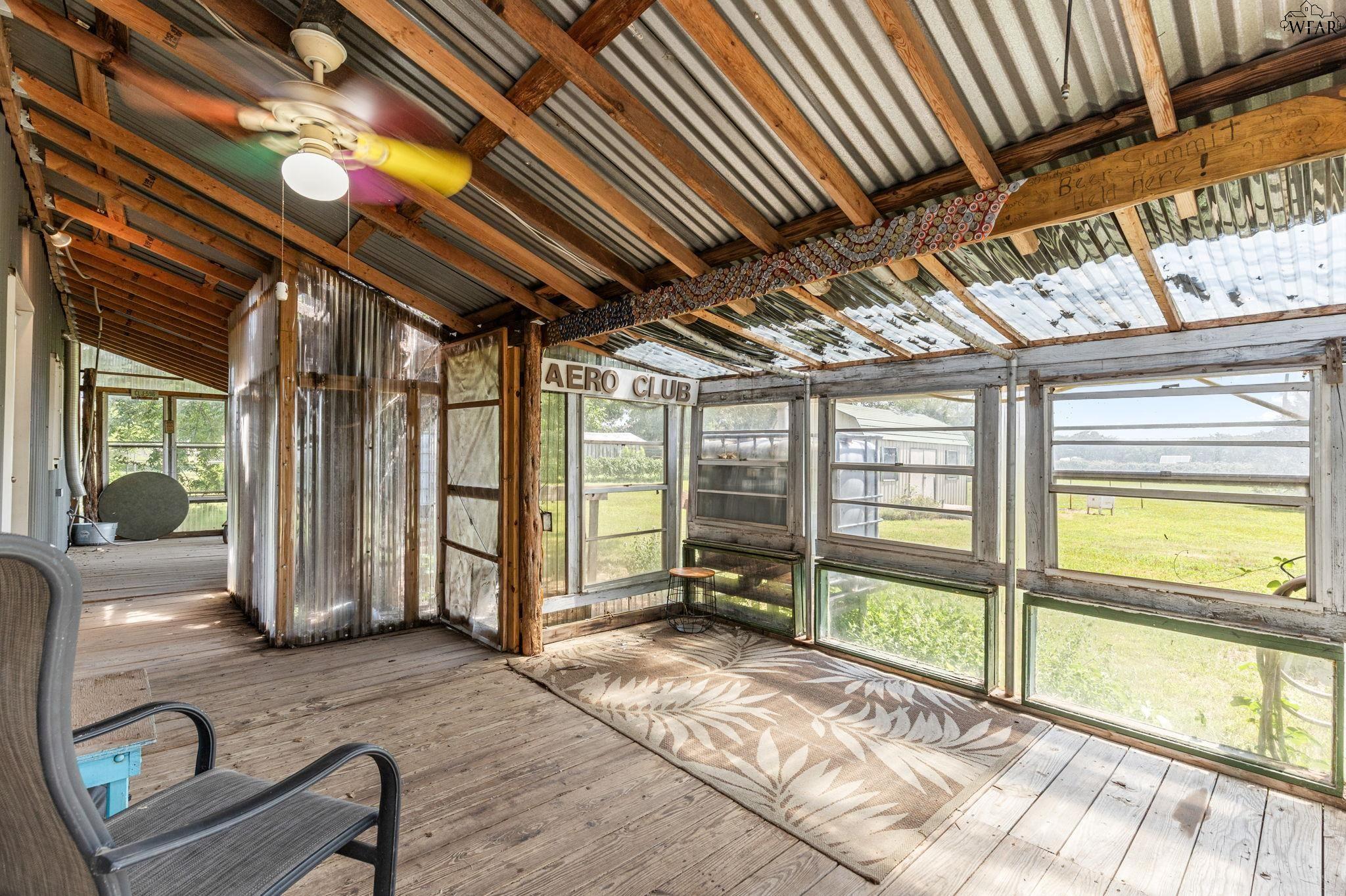 1000 E HIGHWAY ST Unit: 1008 E Highway St