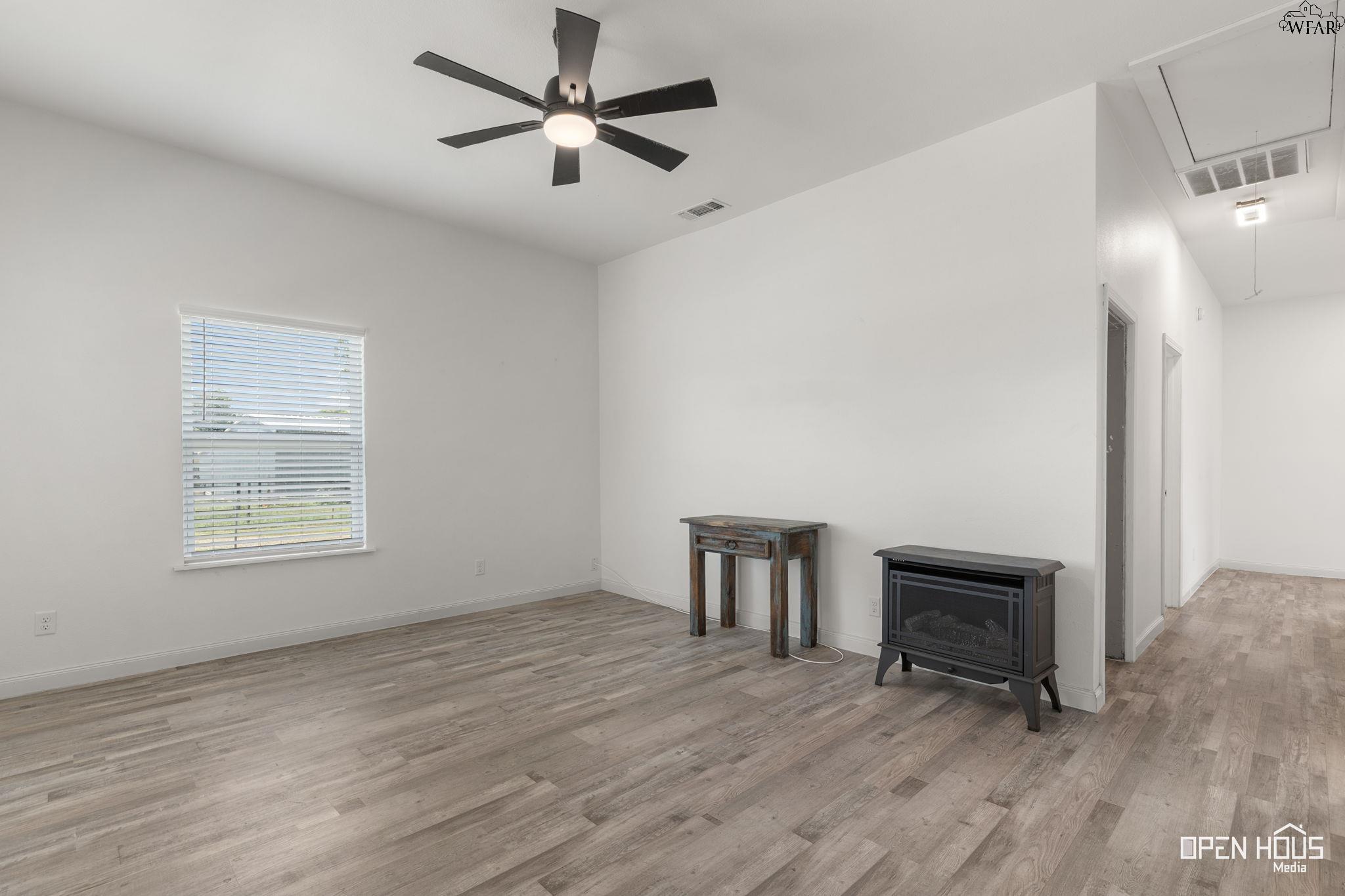 5312 CROWN LANE