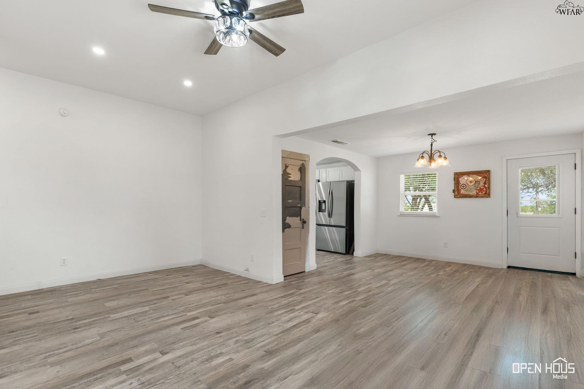 5312 CROWN LANE