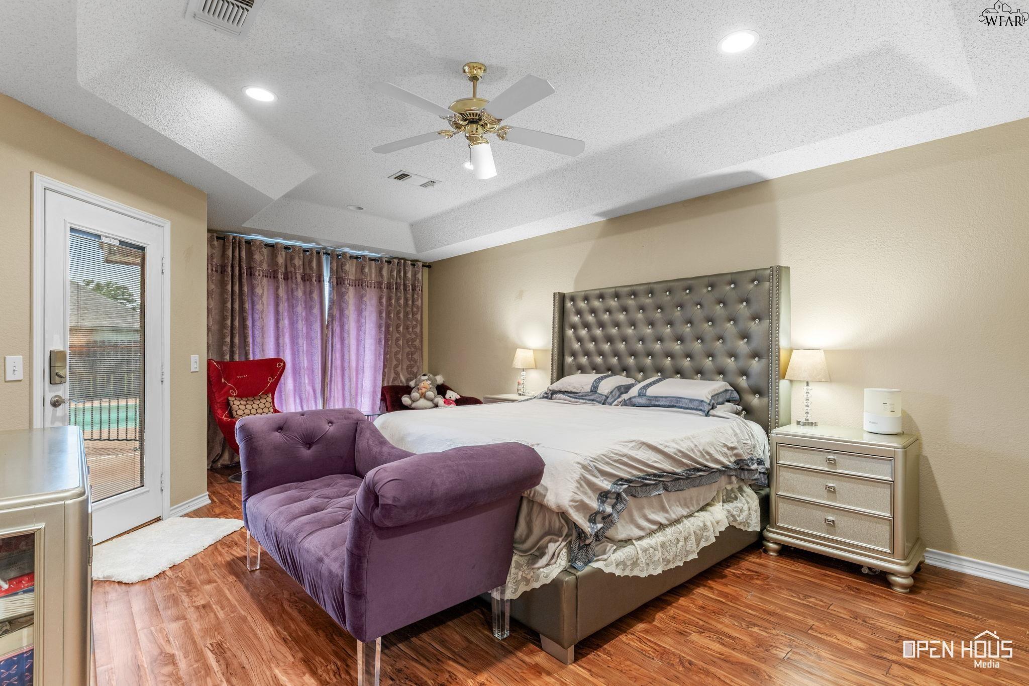 4804 WHISPER WIND DRIVE