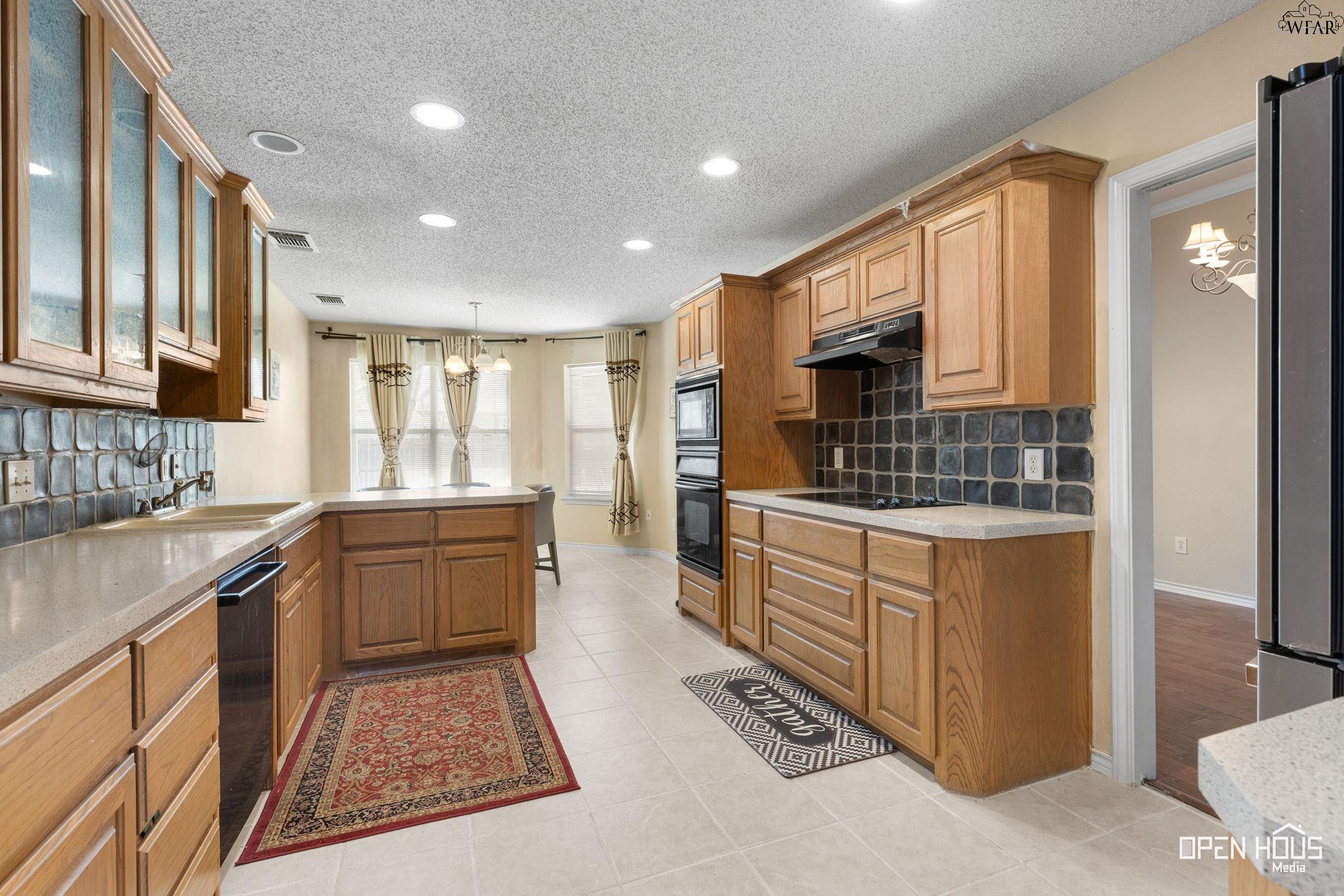 4804 WHISPER WIND DRIVE