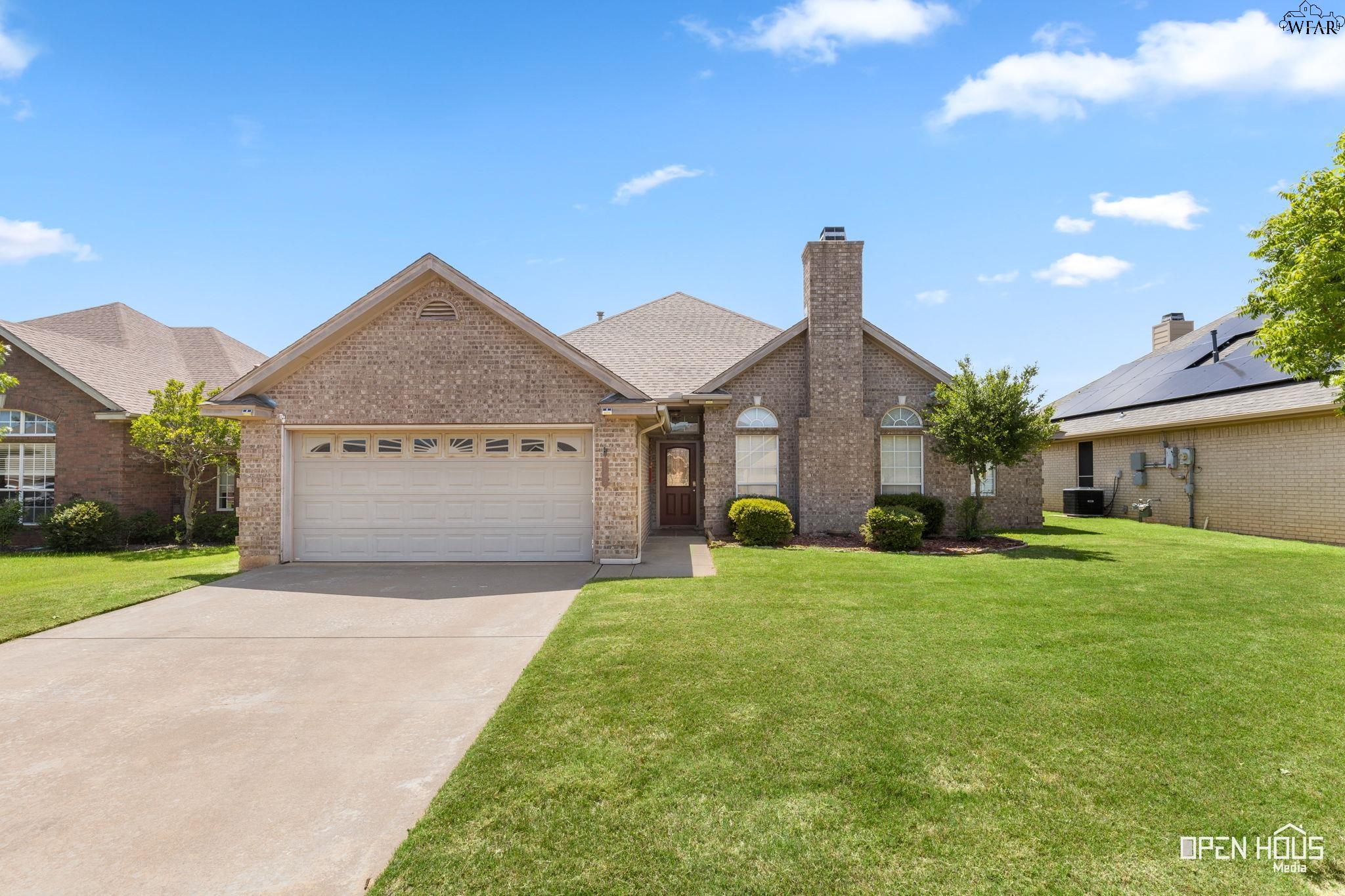 4804 WHISPER WIND DRIVE