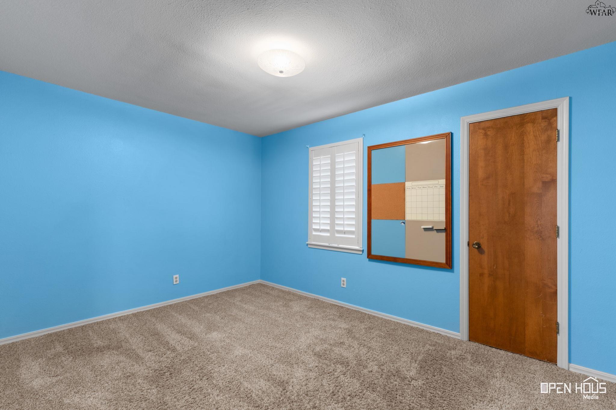 5029 EASTRIDGE DRIVE
