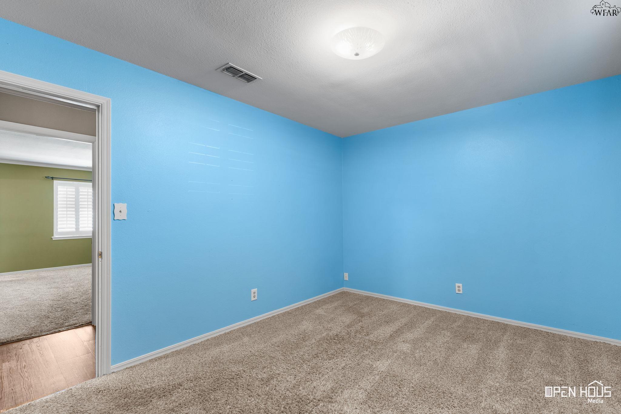 5029 EASTRIDGE DRIVE