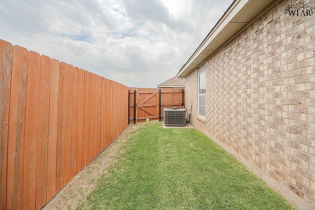 4009 KINGSBURY DRIVE