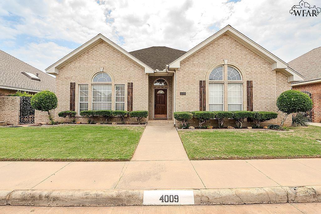 4009 KINGSBURY DRIVE
