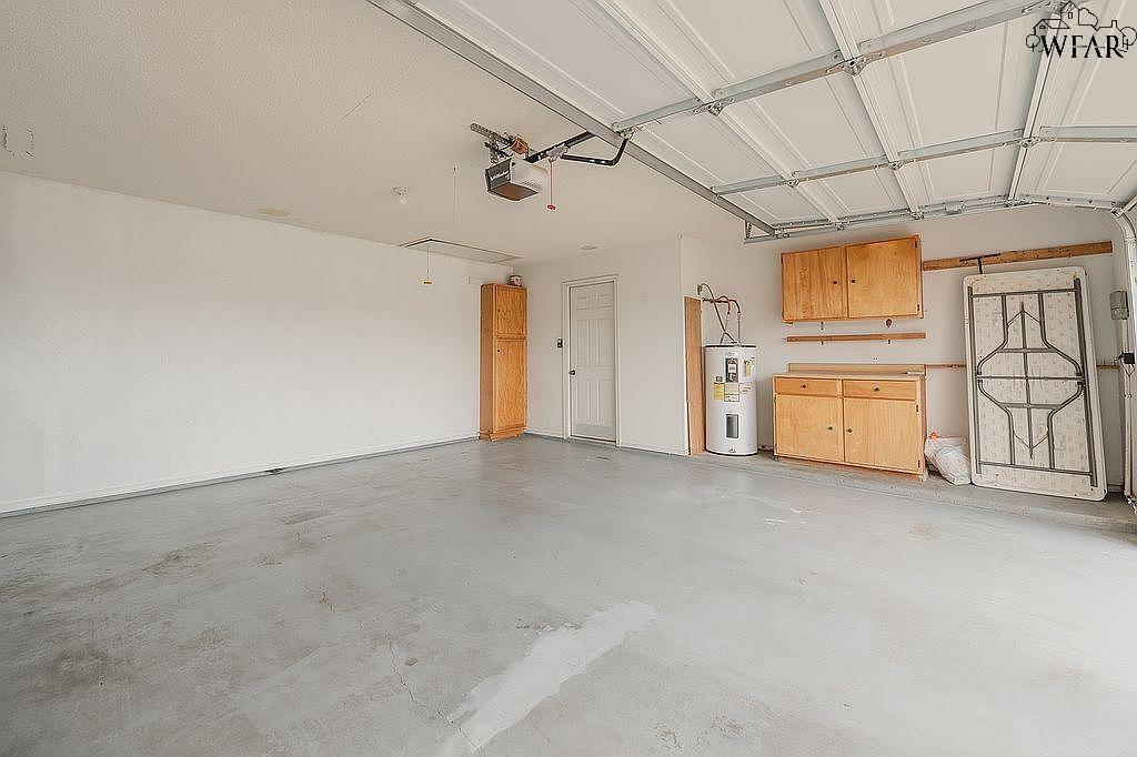 4009 KINGSBURY DRIVE