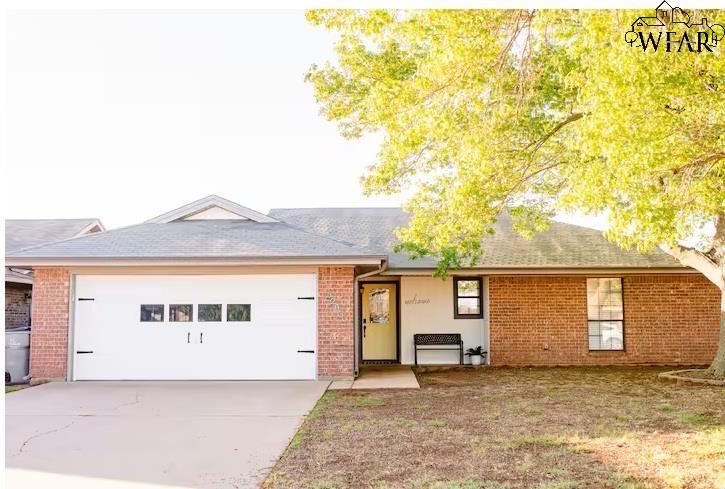 5203 DEWEY STREET