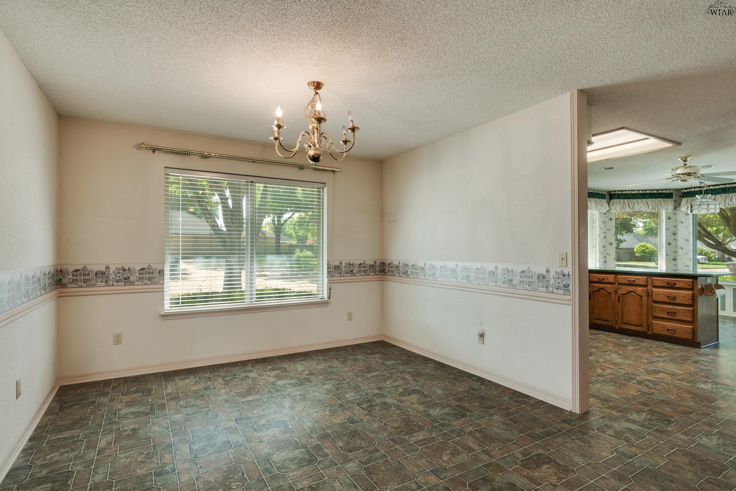 3000 LOMBARD DRIVE