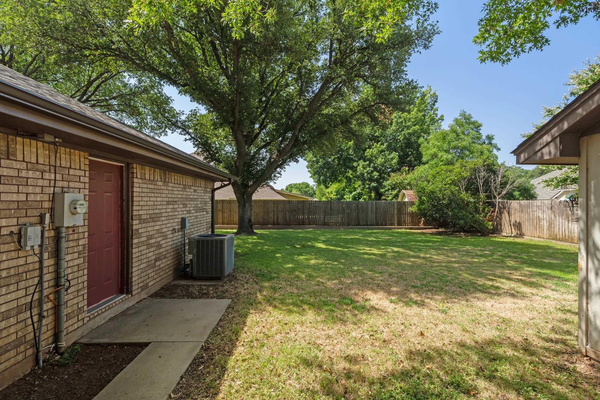 3000 LOMBARD DRIVE