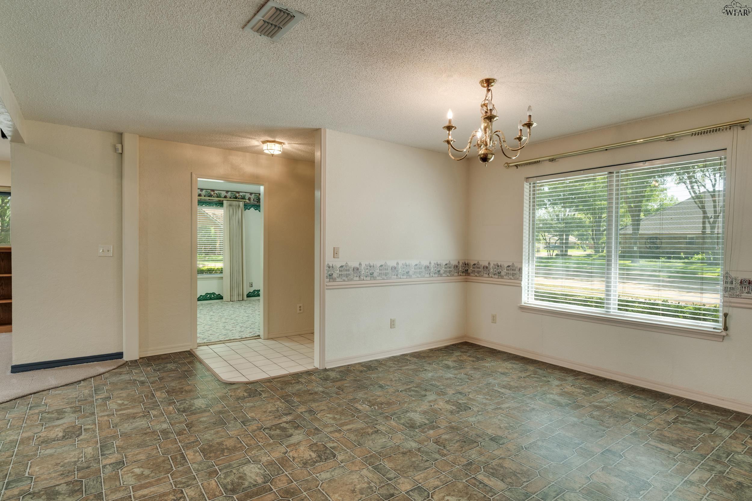 3000 LOMBARD DRIVE
