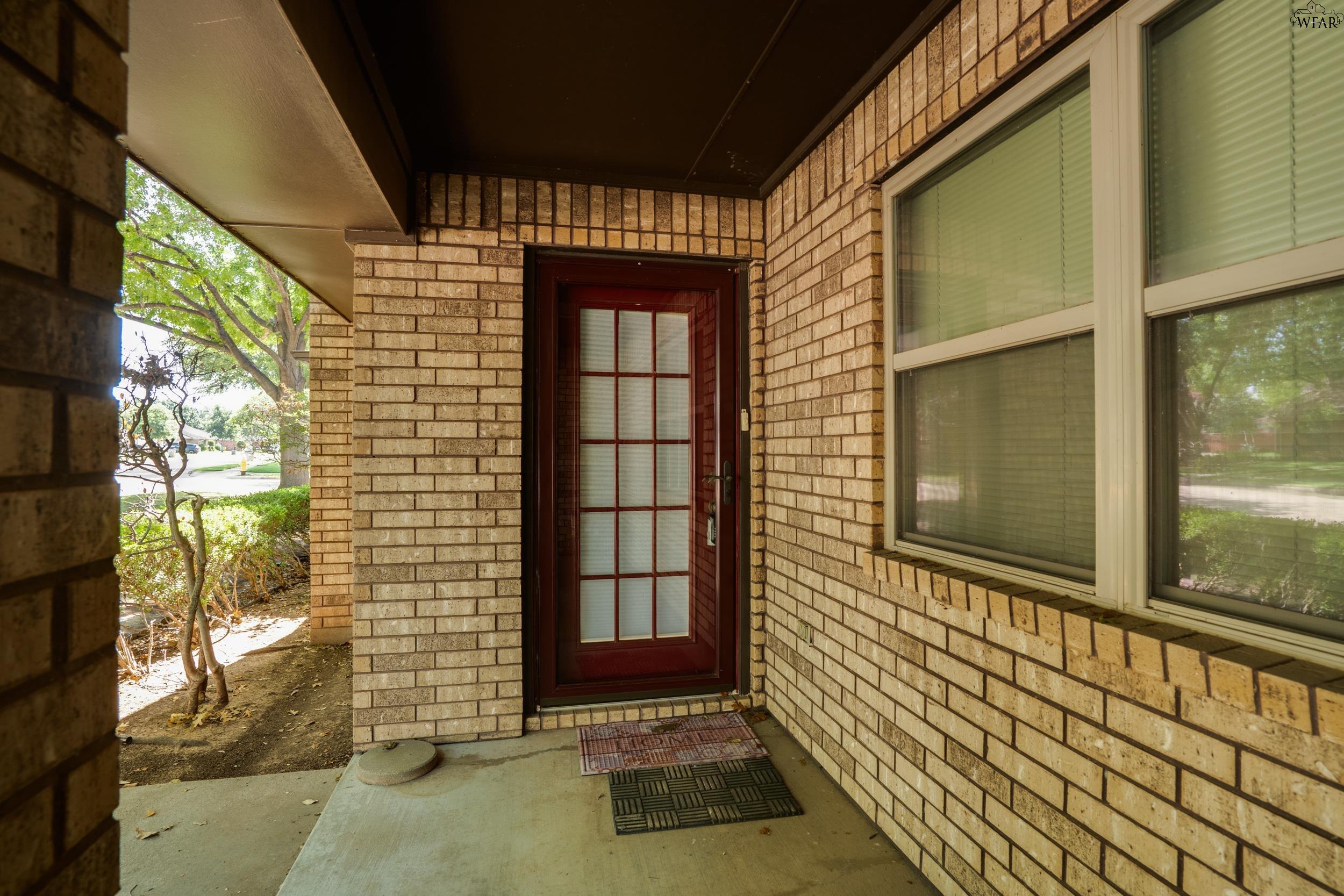 3000 LOMBARD DRIVE