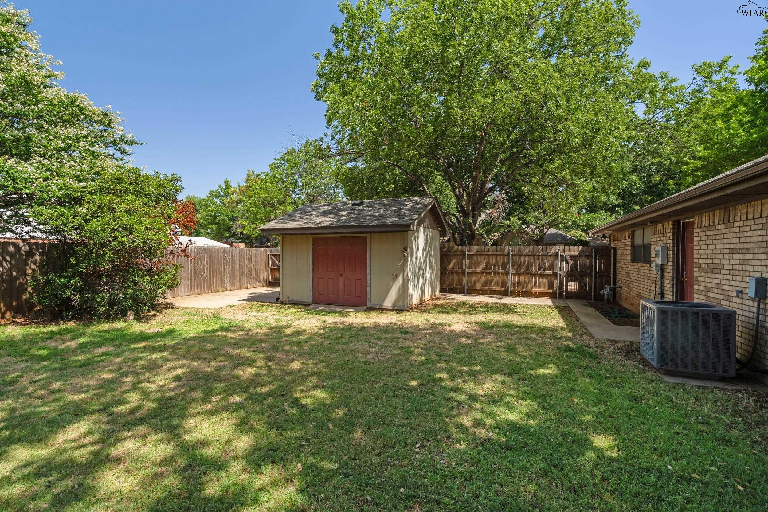 3000 LOMBARD DRIVE