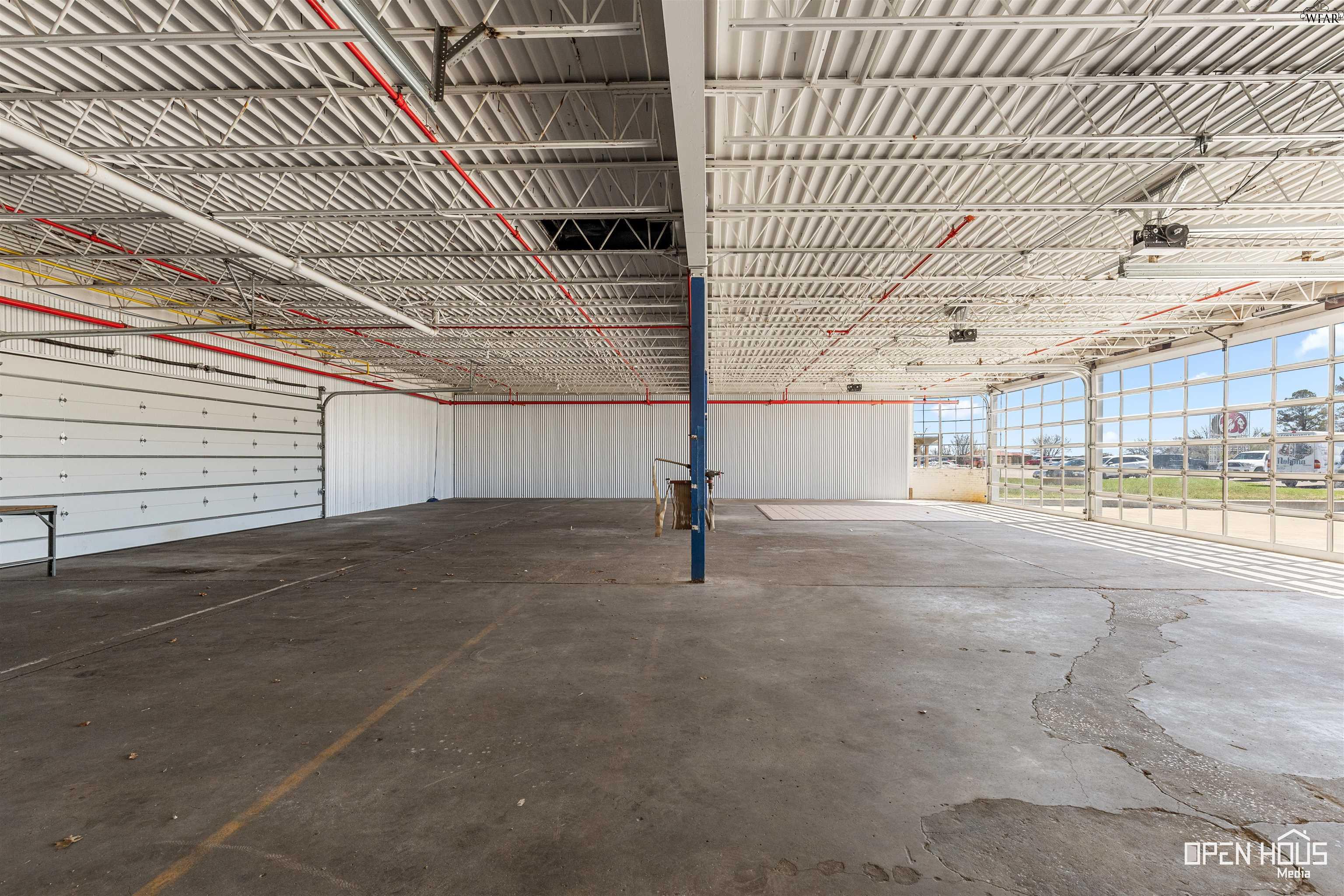 917 E HWY 82 Unit: STE F