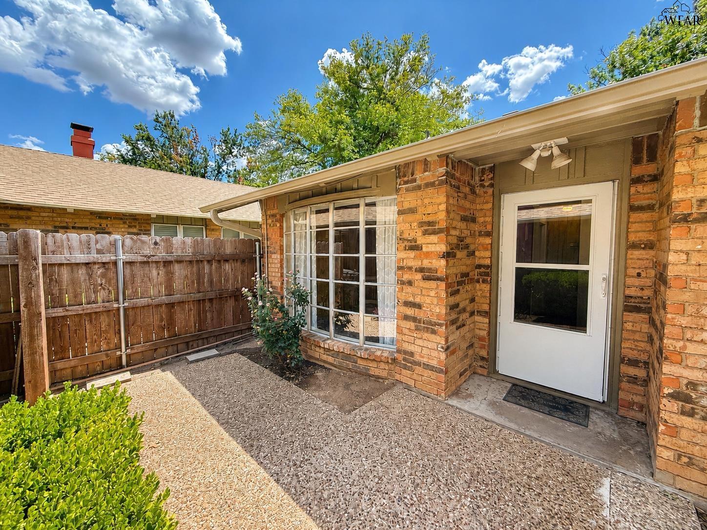 4500 SPANISH TRACE Unit: unit 4