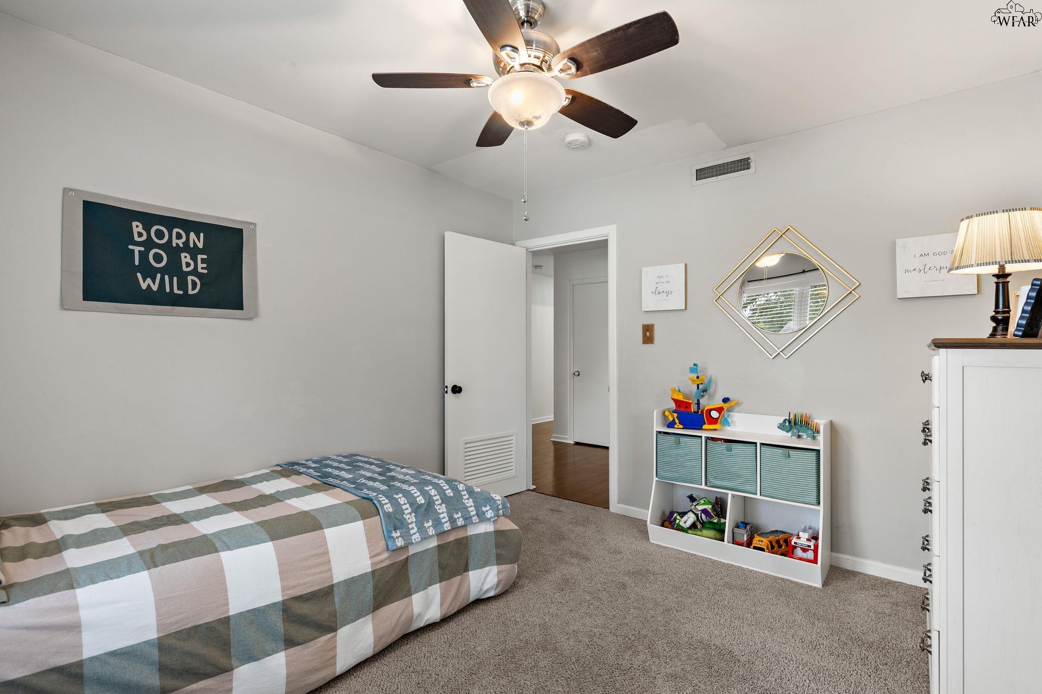 1706 MARY LANE