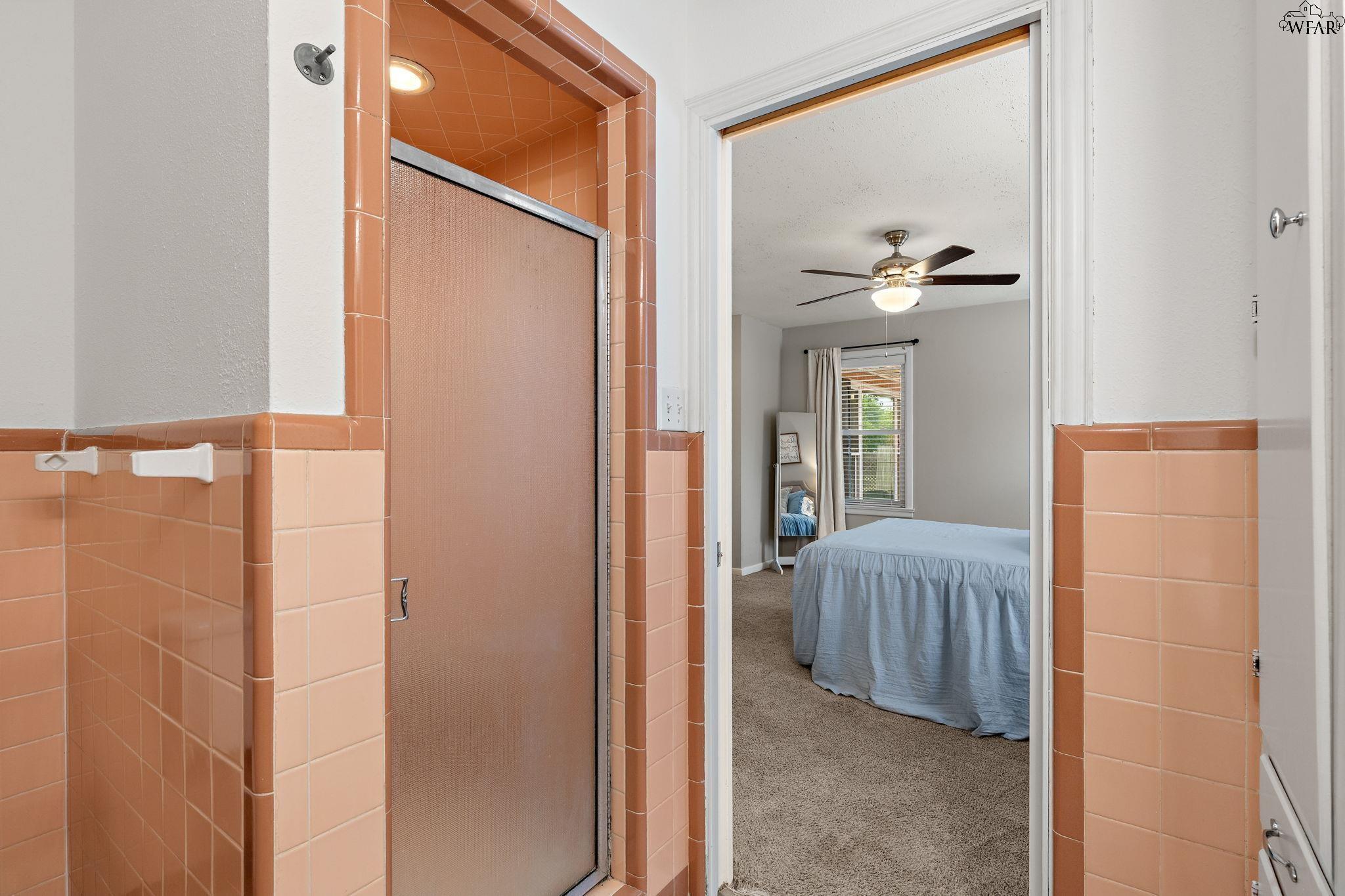 1706 MARY LANE