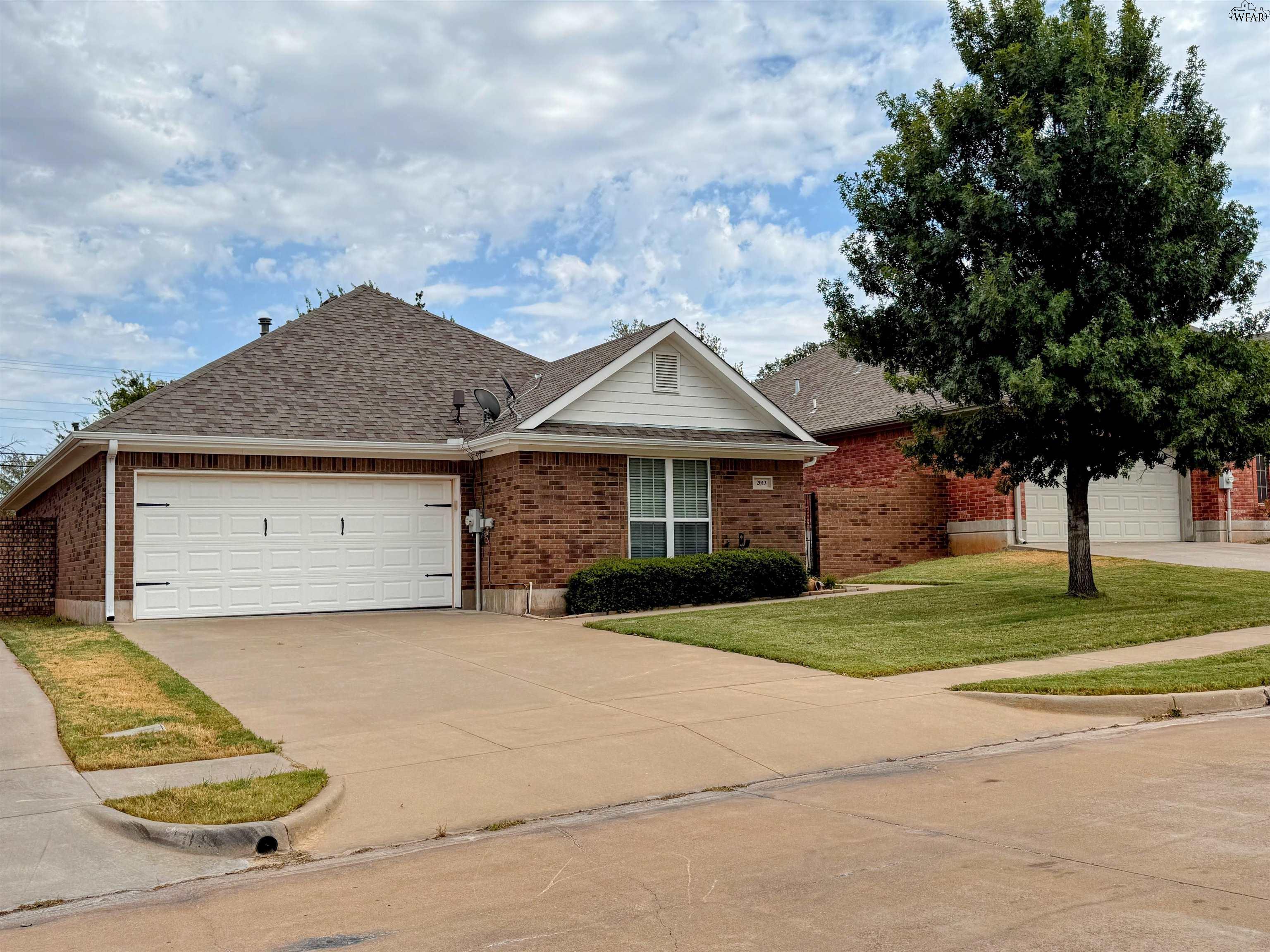 2013 WINDMILL LAKE AVENUE