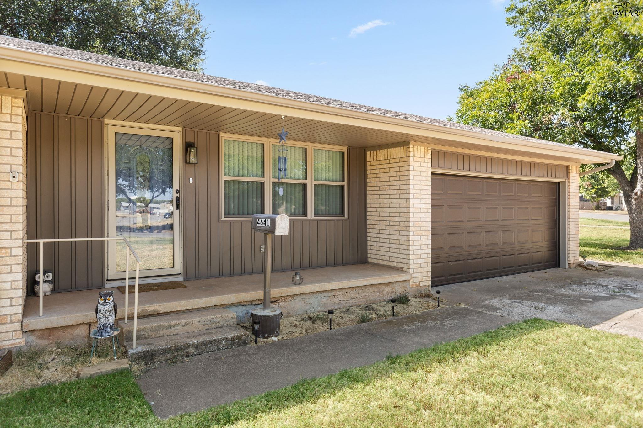 4641 BROOKDALE DRIVE