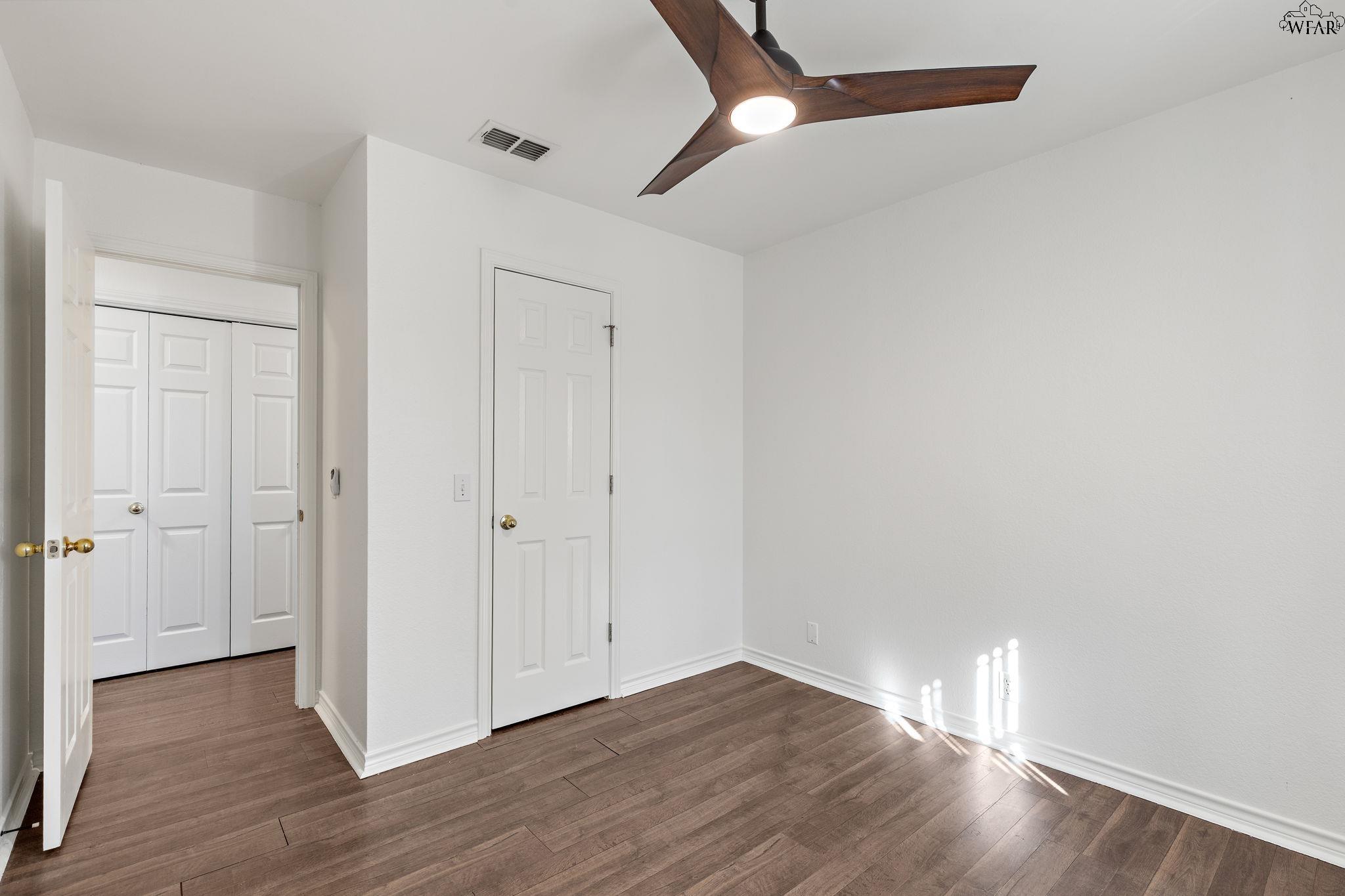 411 HORSESHOE LANE