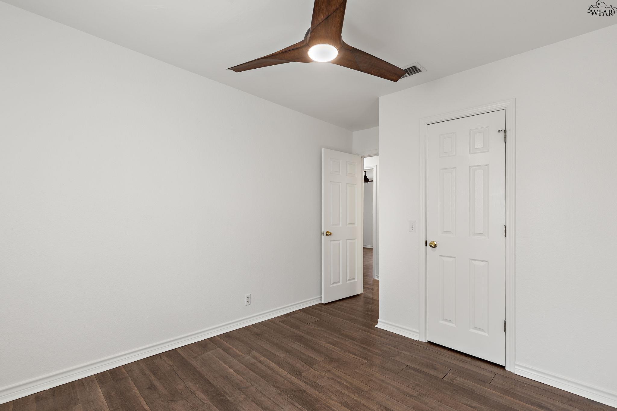 411 HORSESHOE LANE
