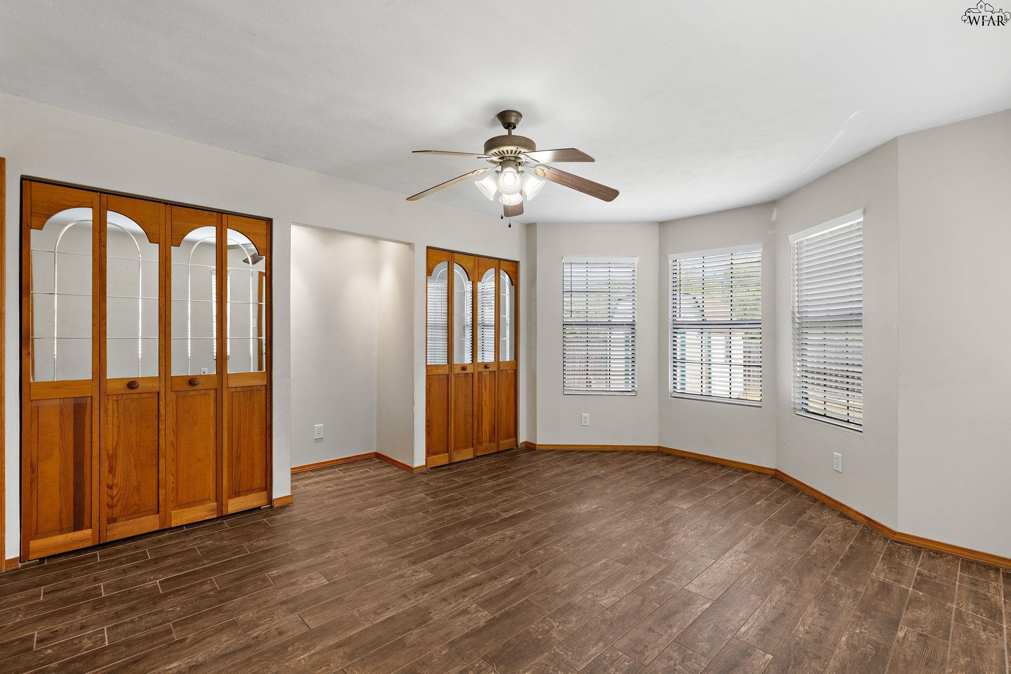 5213 BROOKWOOD DRIVE