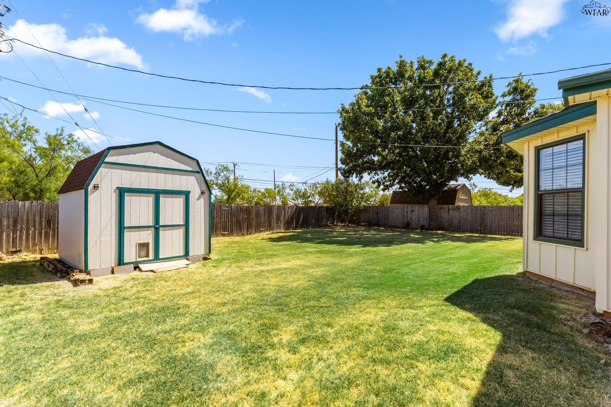 5213 BROOKWOOD DRIVE