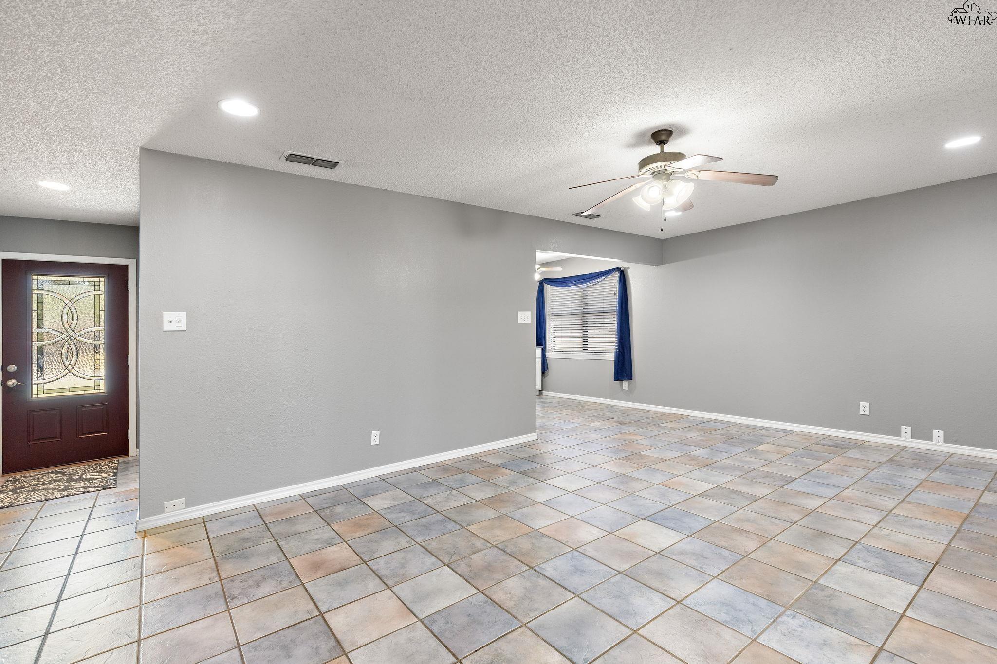 5213 BROOKWOOD DRIVE