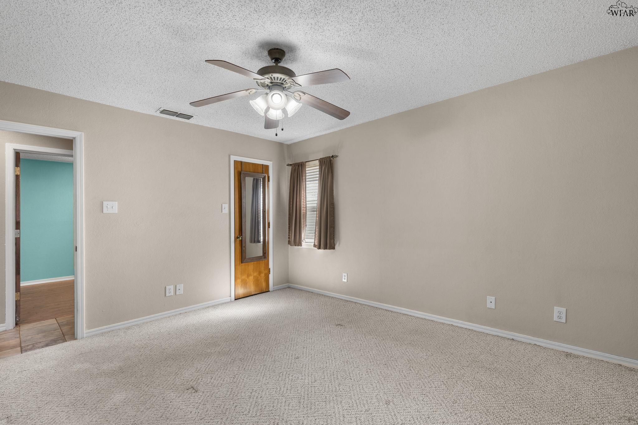 5213 BROOKWOOD DRIVE