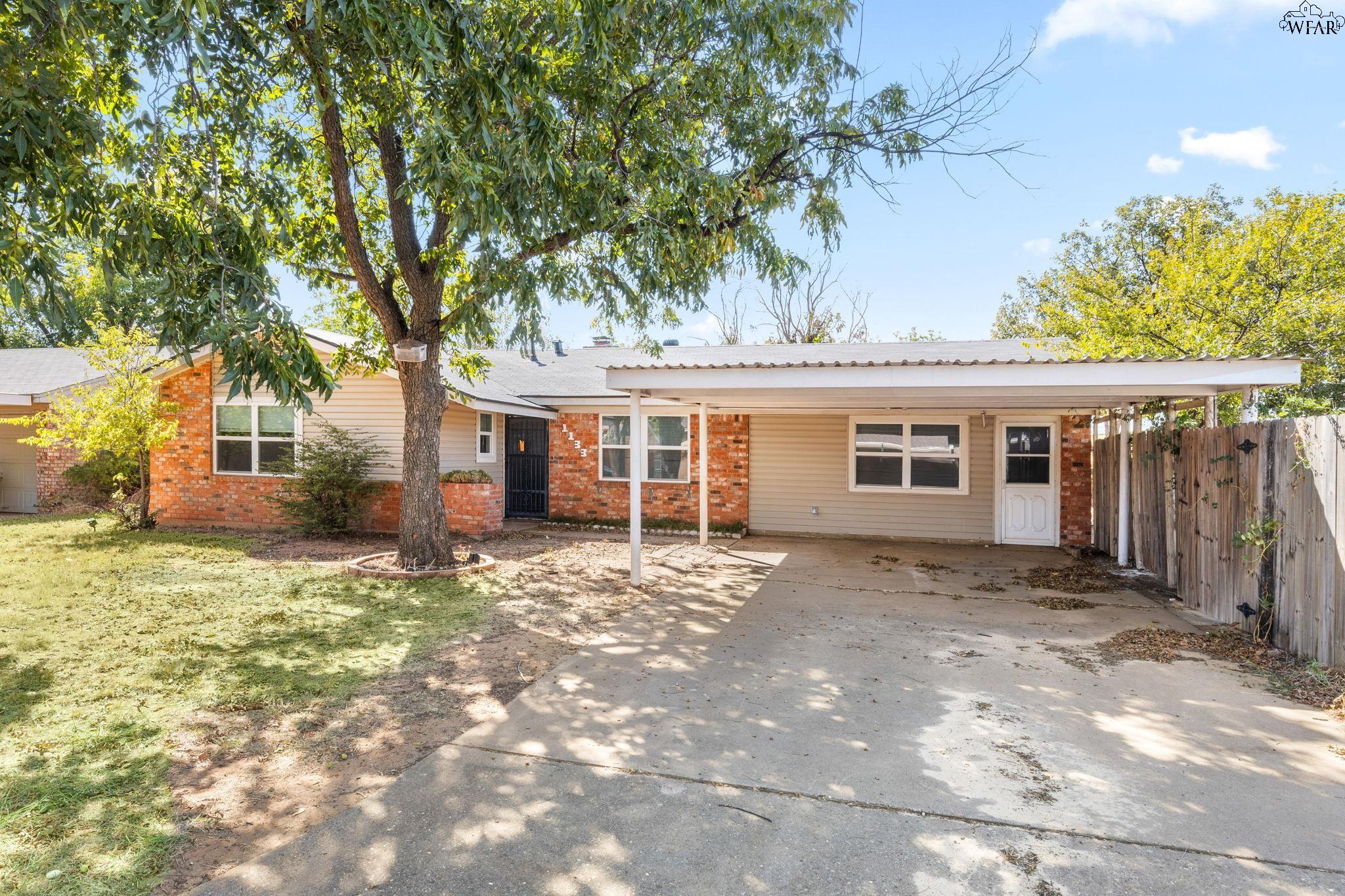 1133 W LOUISA AVENUE