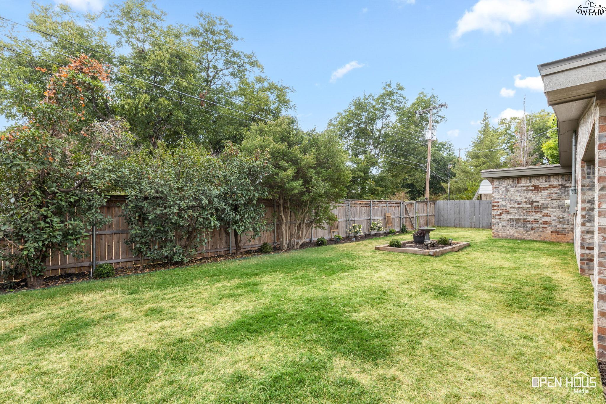 2613 BRETTON ROAD