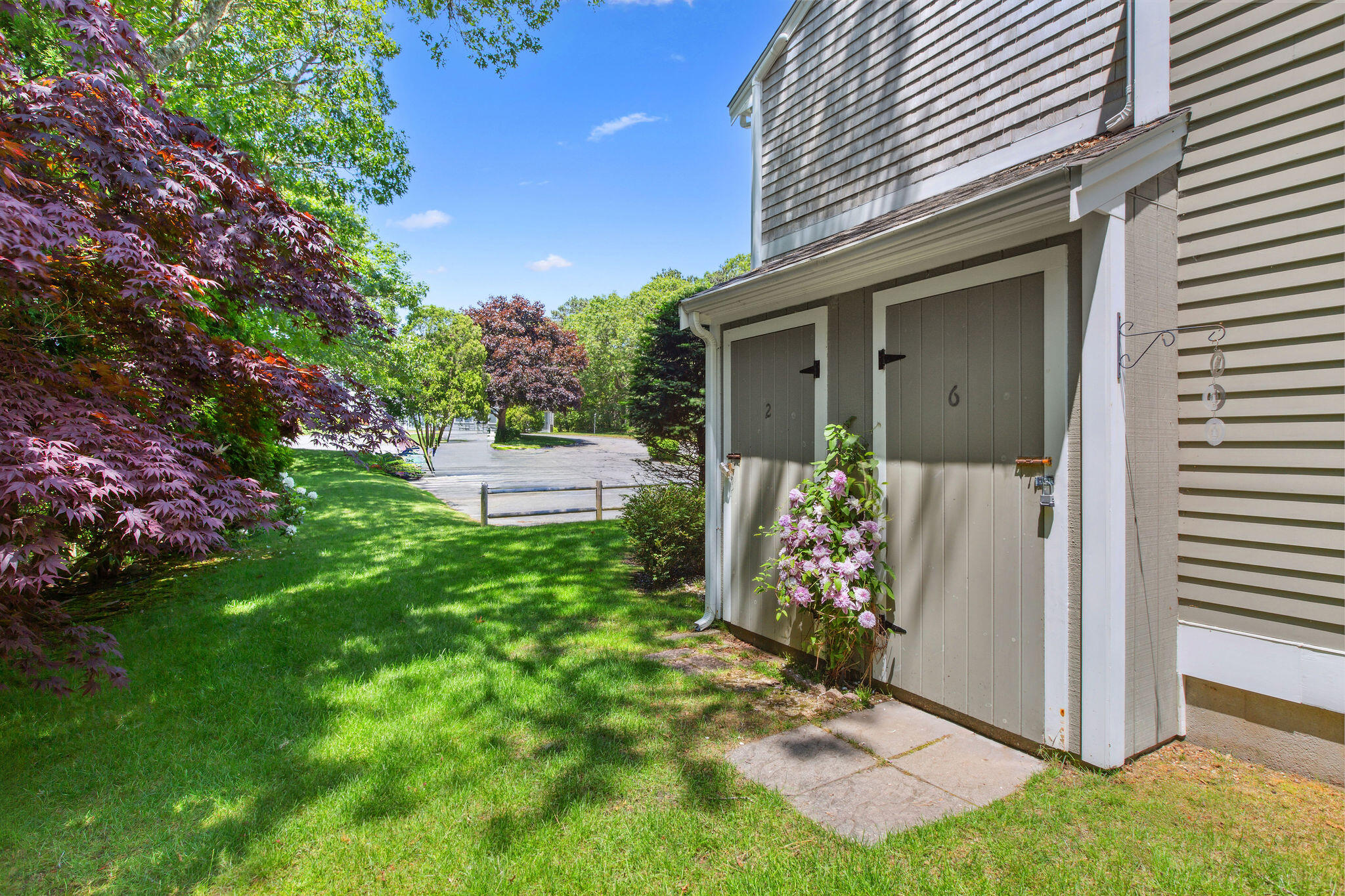 2 Englewood Drive # 6 Unit: F-6