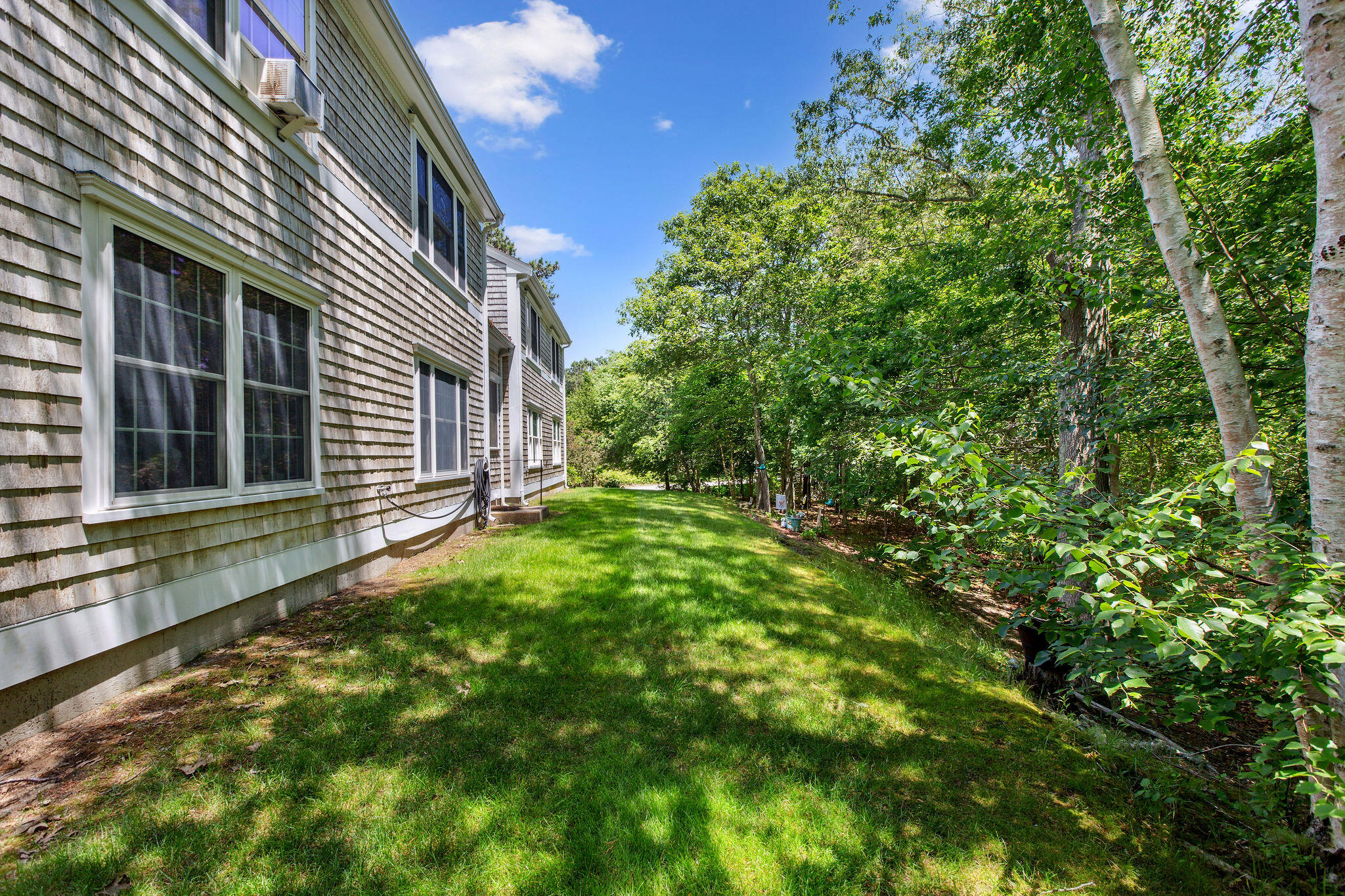 2 Englewood Drive # 6 Unit: F-6