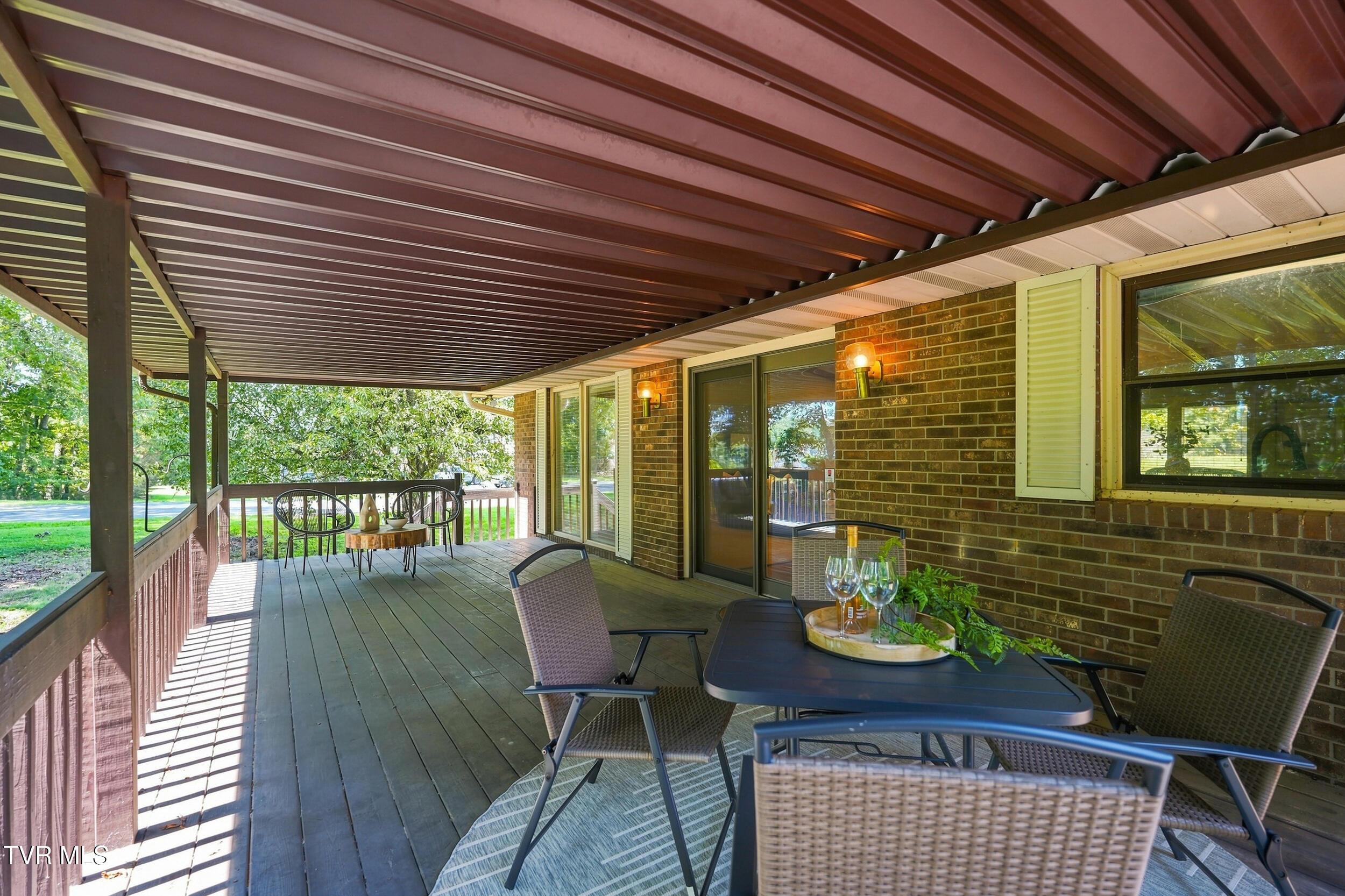 400 Overlook Drive