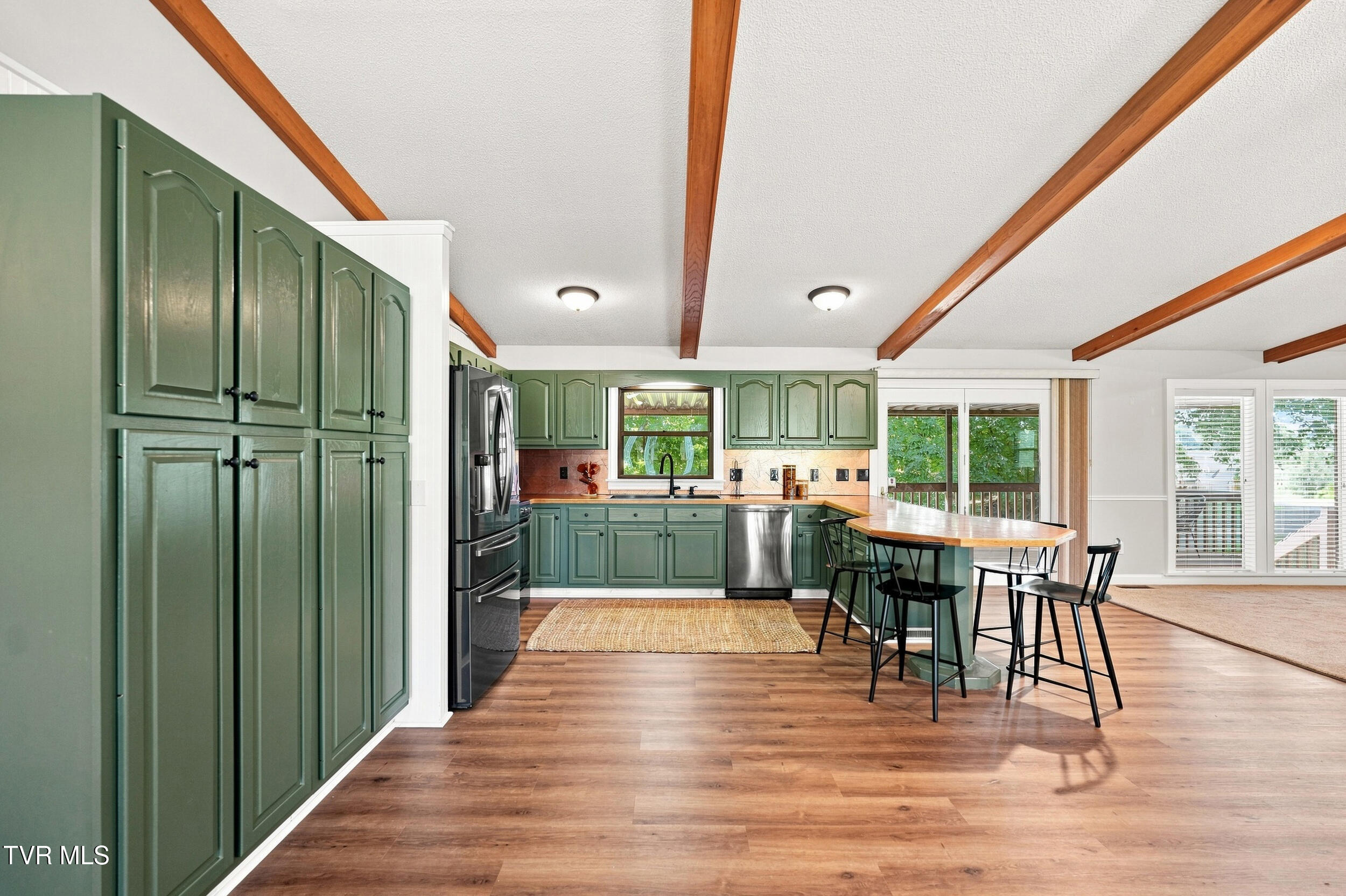 400 Overlook Drive