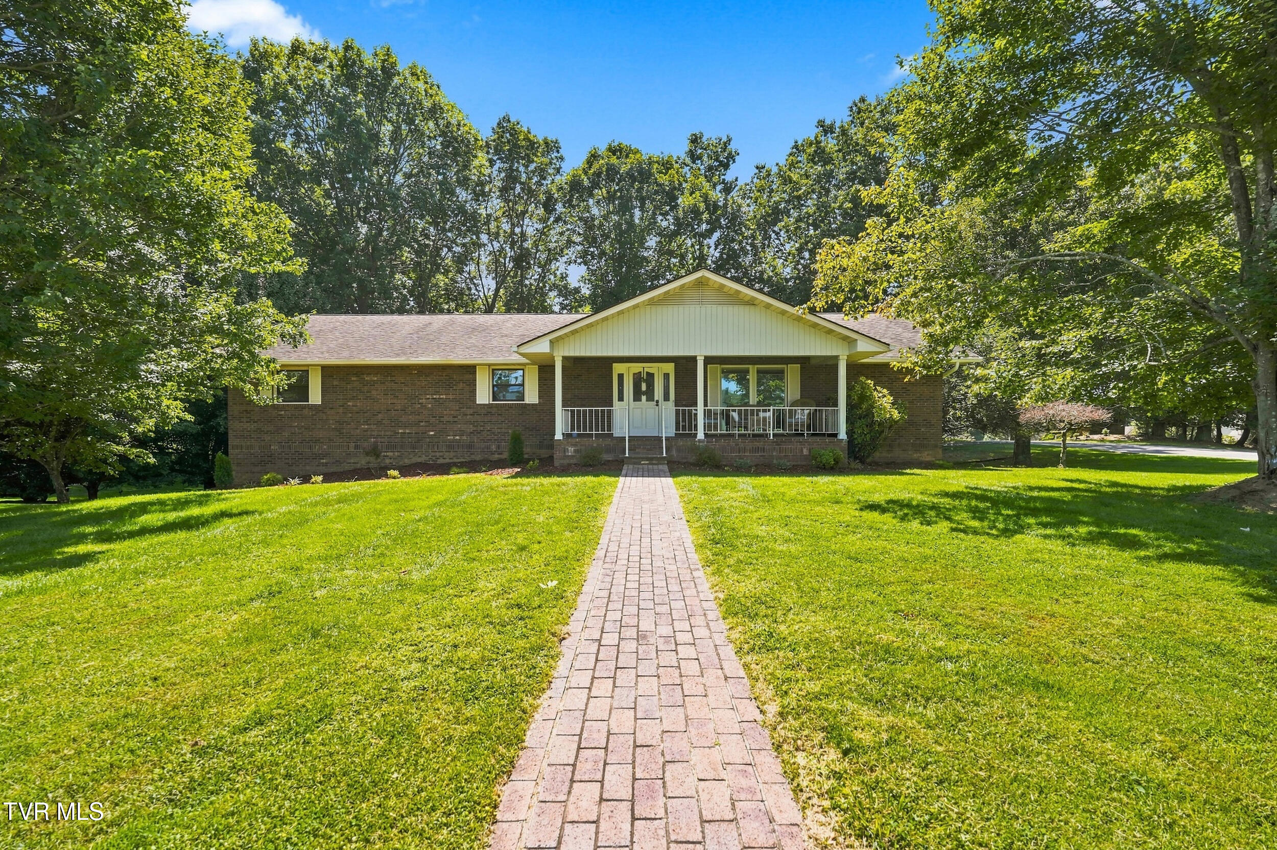 400 Overlook Drive