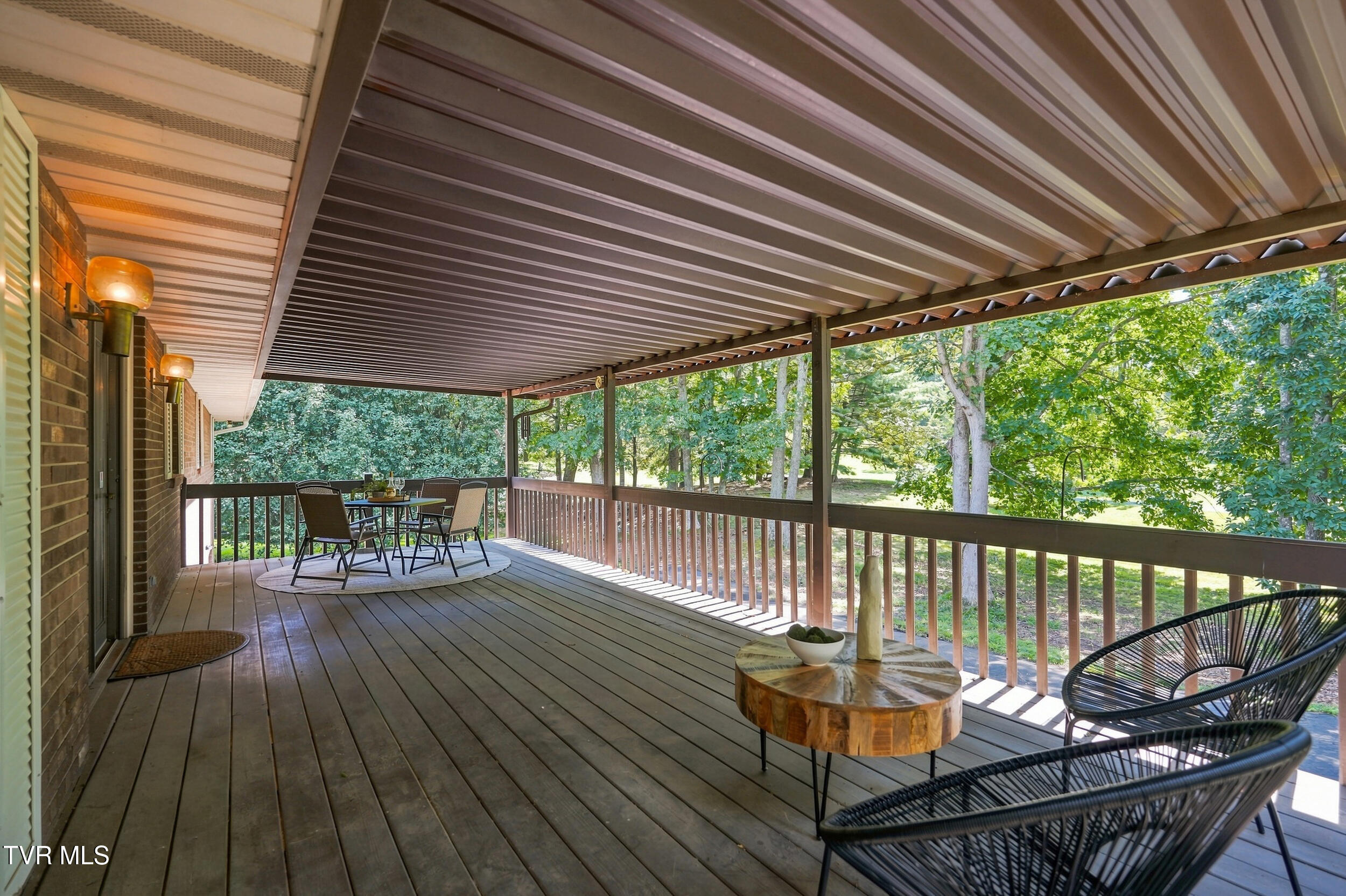 400 Overlook Drive