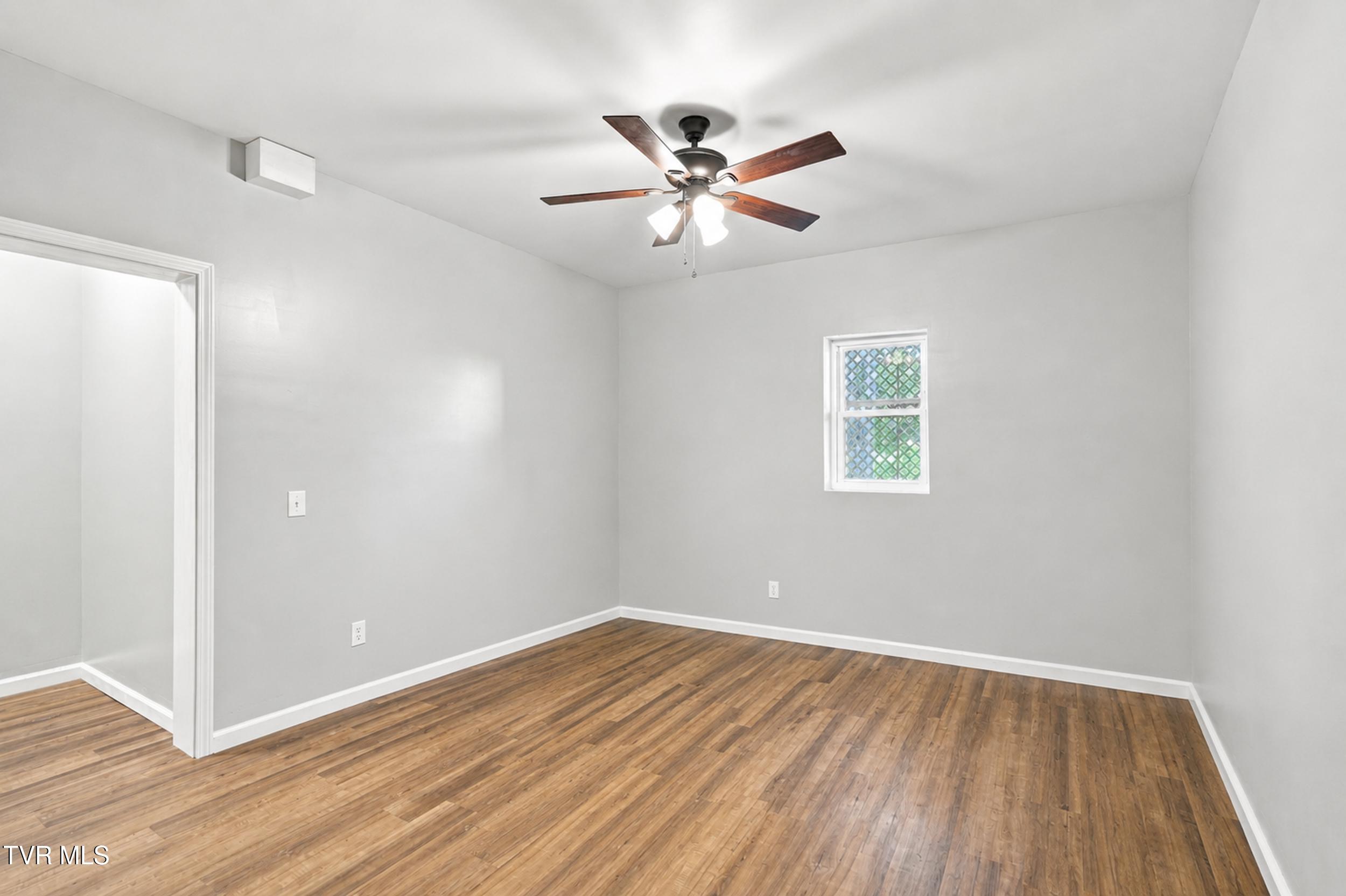 400 Overlook Drive